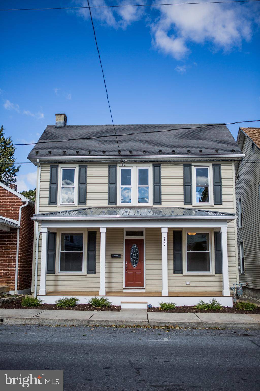 Shippensburg, PA 17257,227 E GARFIELD ST