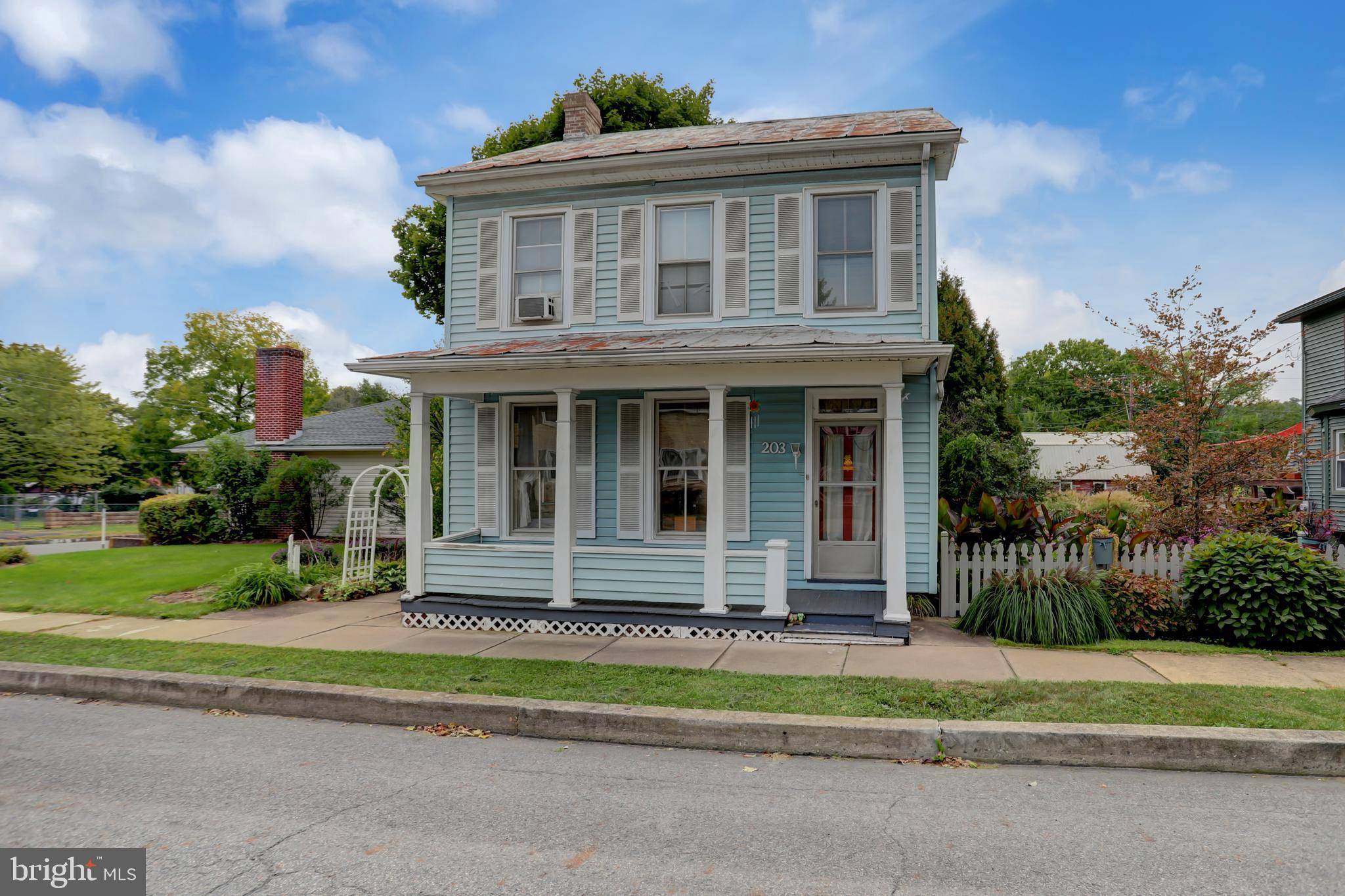 New Bloomfield, PA 17068,203 W MAIN ST