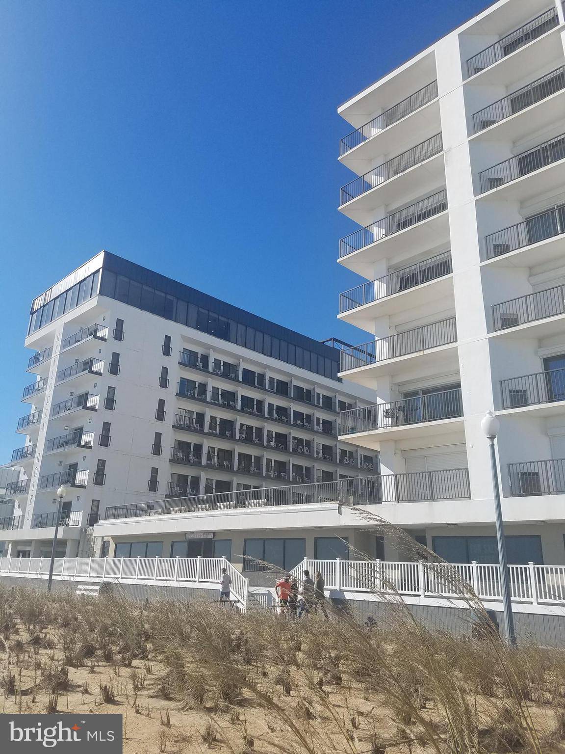 Rehoboth Beach, DE 19971,527 N BOARDWALK #604