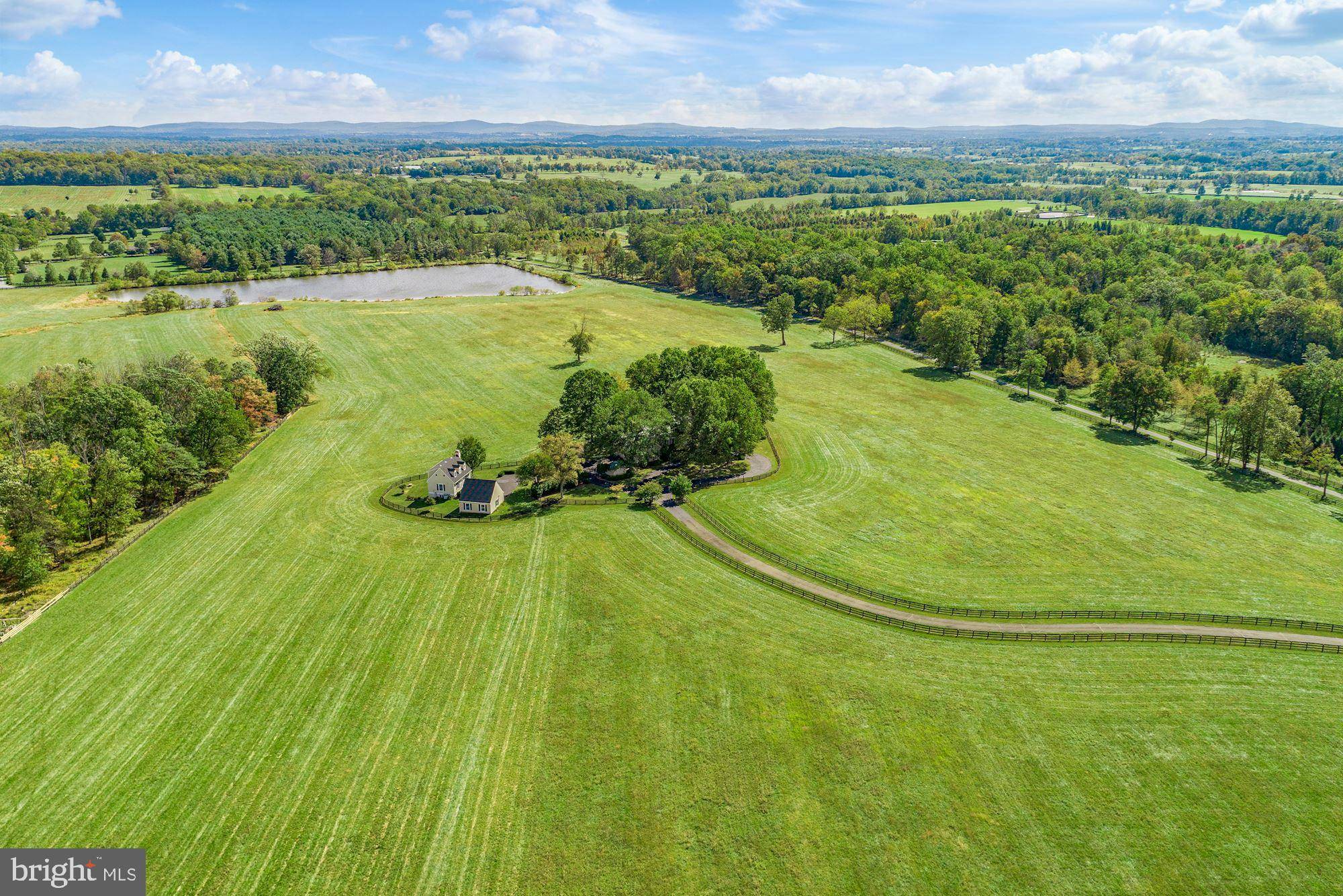 Upperville, VA 20184,21167 TRAPPE RD