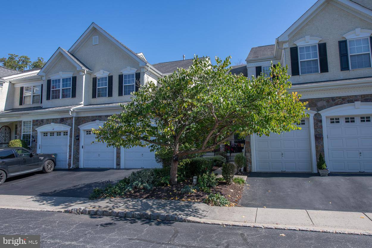 Newtown Square, PA 19073,49 LONGVIEW LN