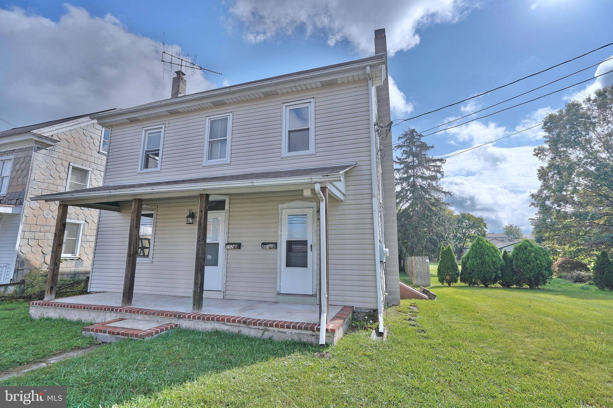 Red Hill, PA 18076,250-252 MAIN ST