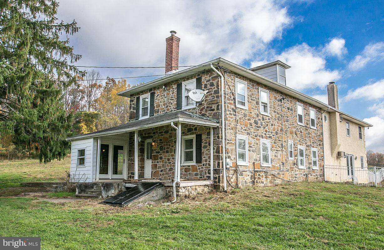 Perkiomenville, PA 18074,704 KULP RD