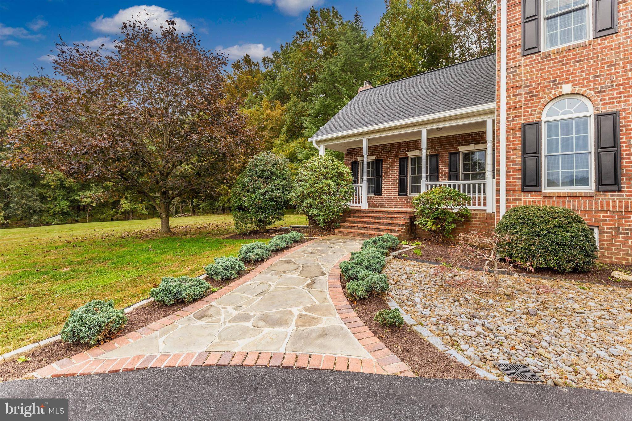 Gaithersburg, MD 20882,9800 LOG HOUSE CT