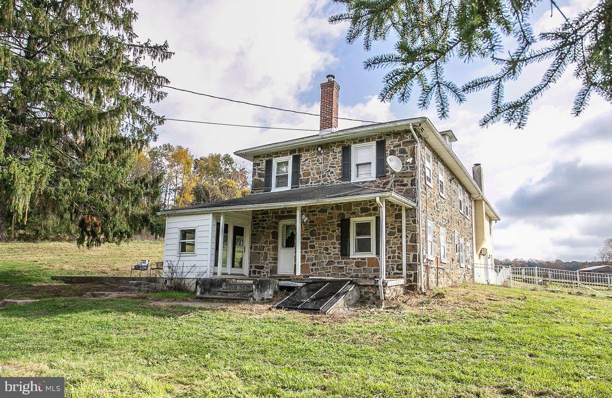 Perkiomenville, PA 18074,704 KULP RD