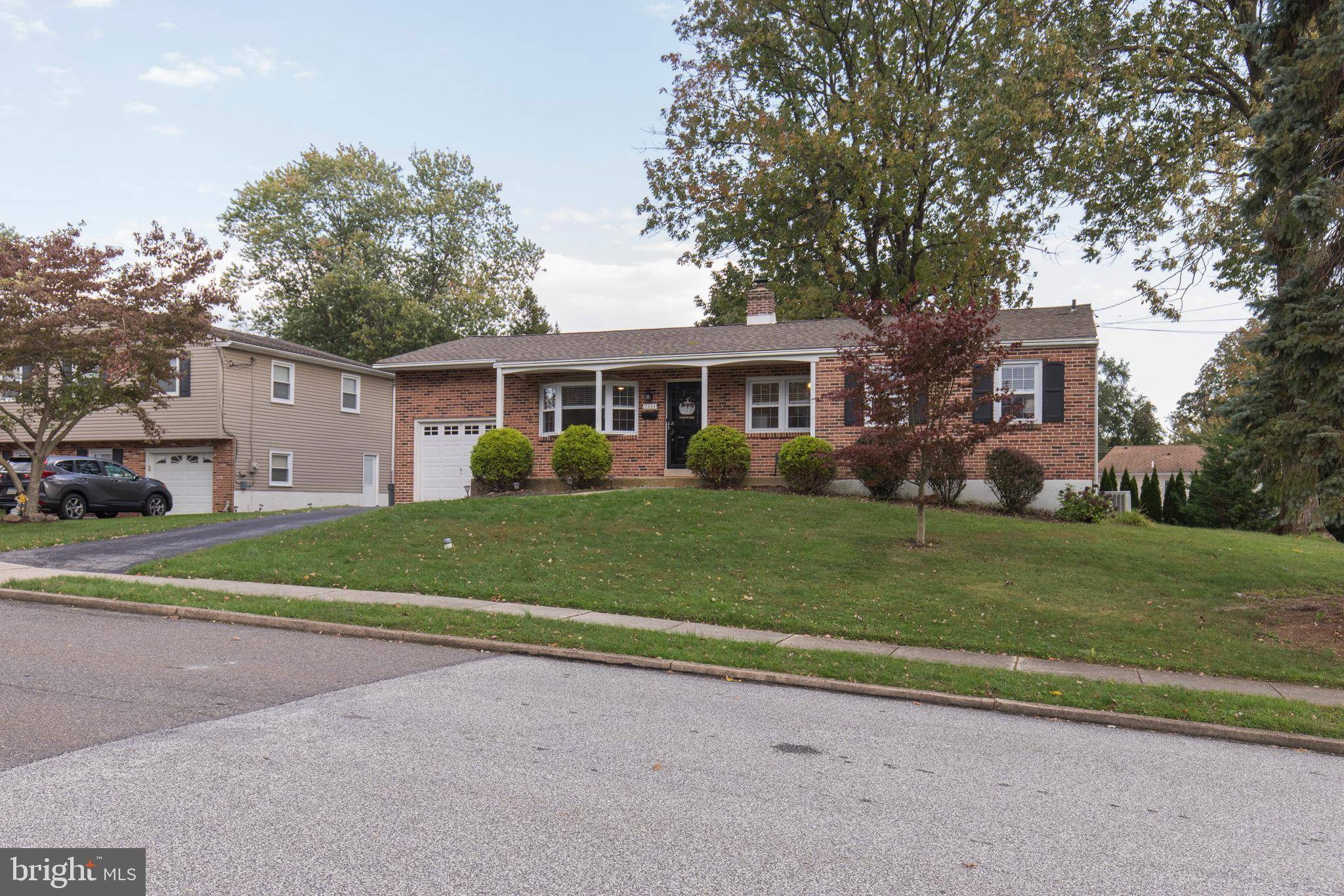 Aston, PA 19014,2335 CLEARVIEW LN