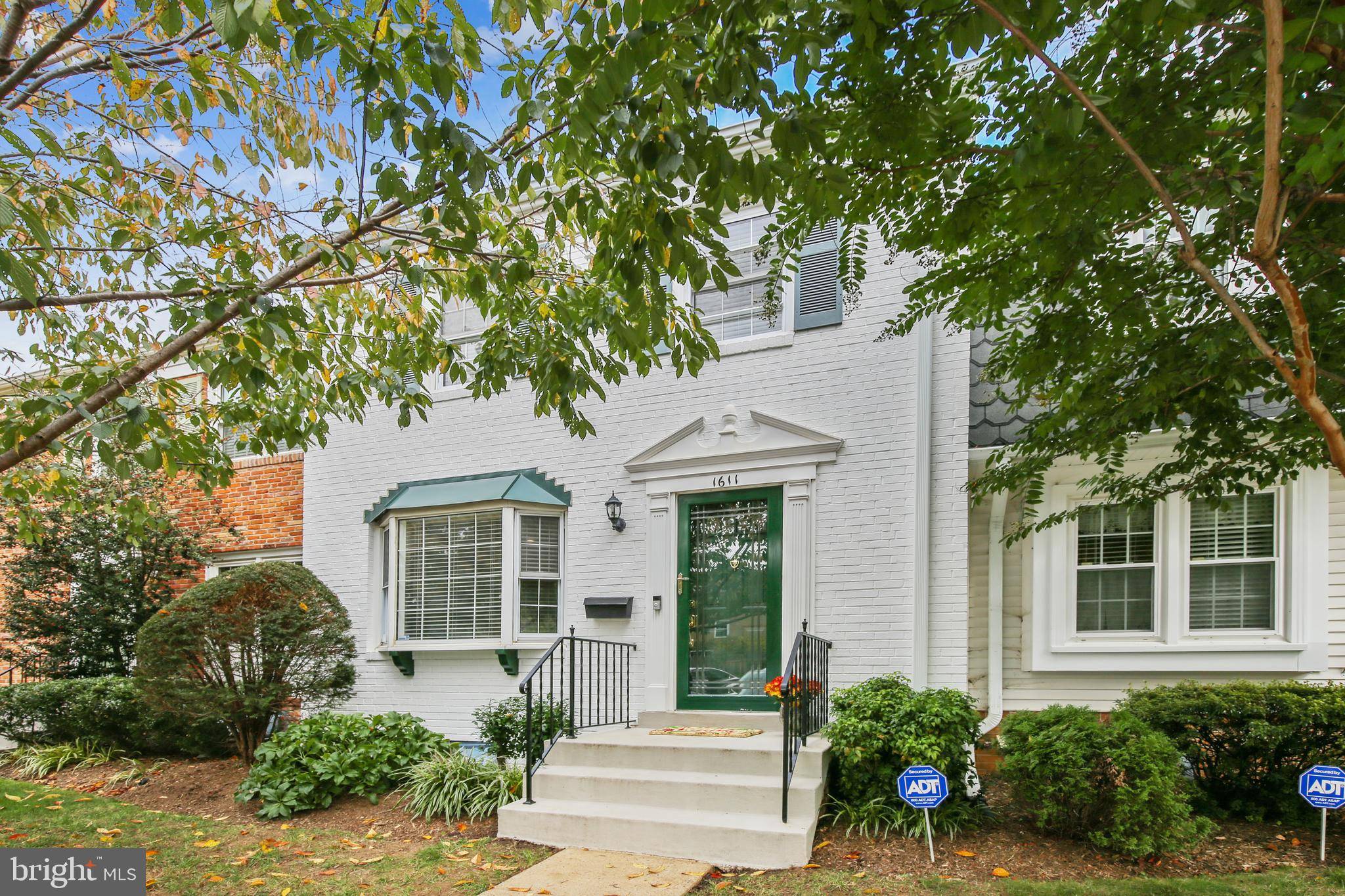 Mclean, VA 22101,1611 DUNTERRY PL