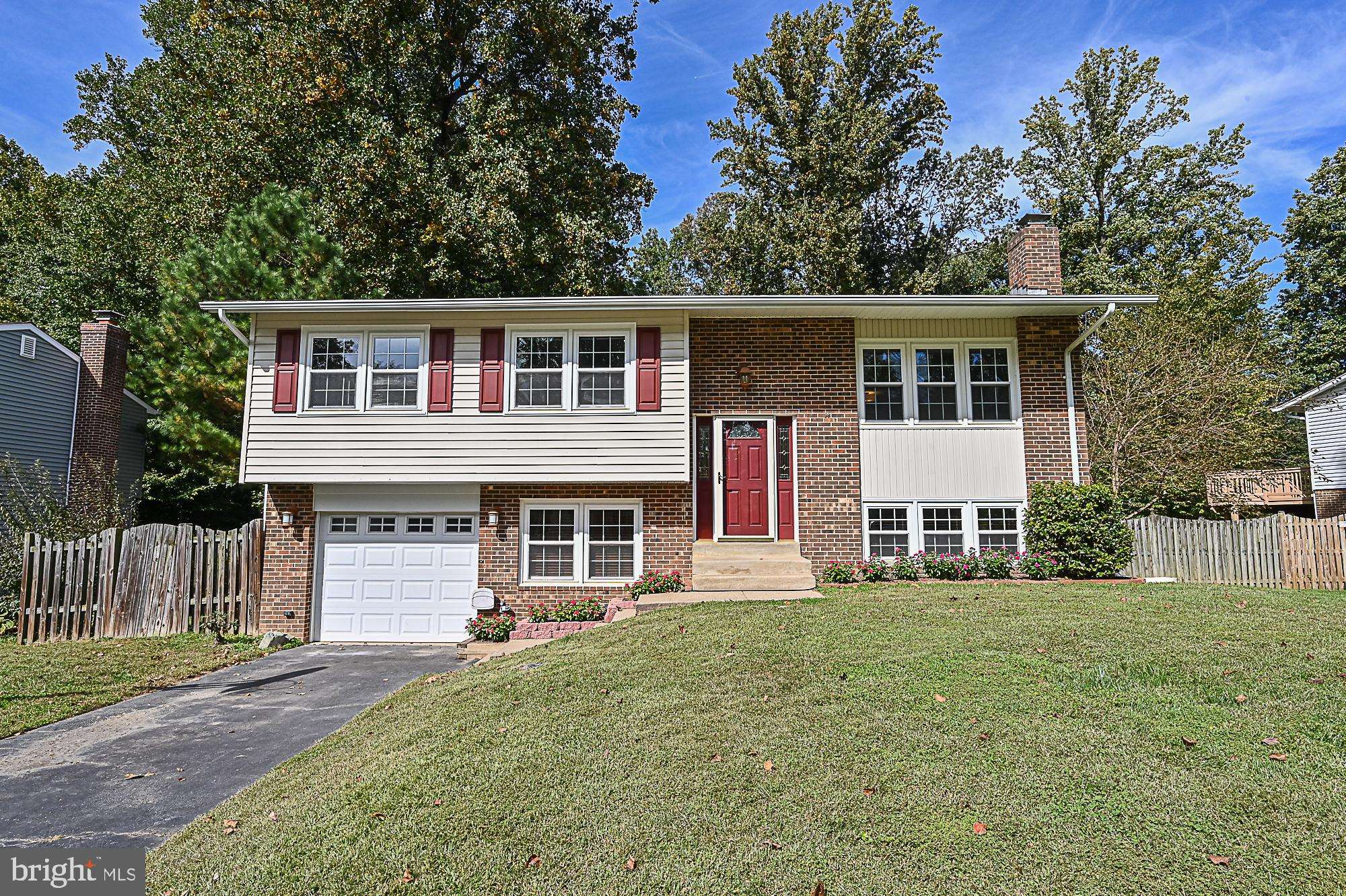 Fairfax, VA 22032,4992 DEQUINCEY DR