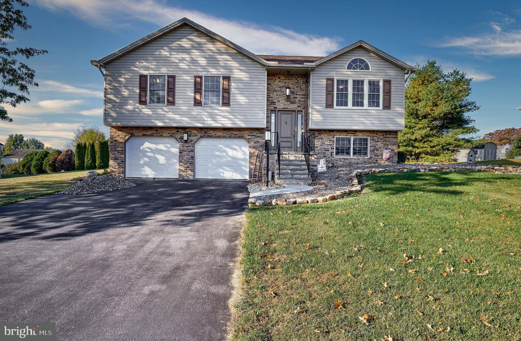 Carlisle, PA 17015,148 FIELDSTONE DR