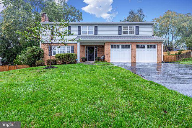 Mclean, VA 22102,8022 BIRNAM WOOD DR