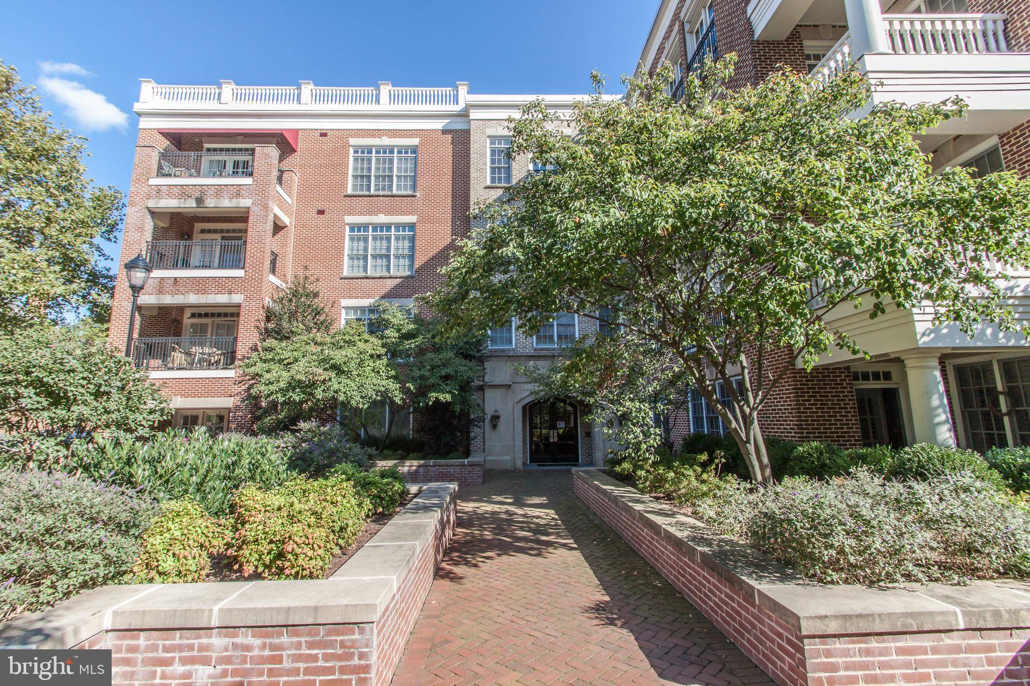 Alexandria, VA 22314,540 SECOND ST #203