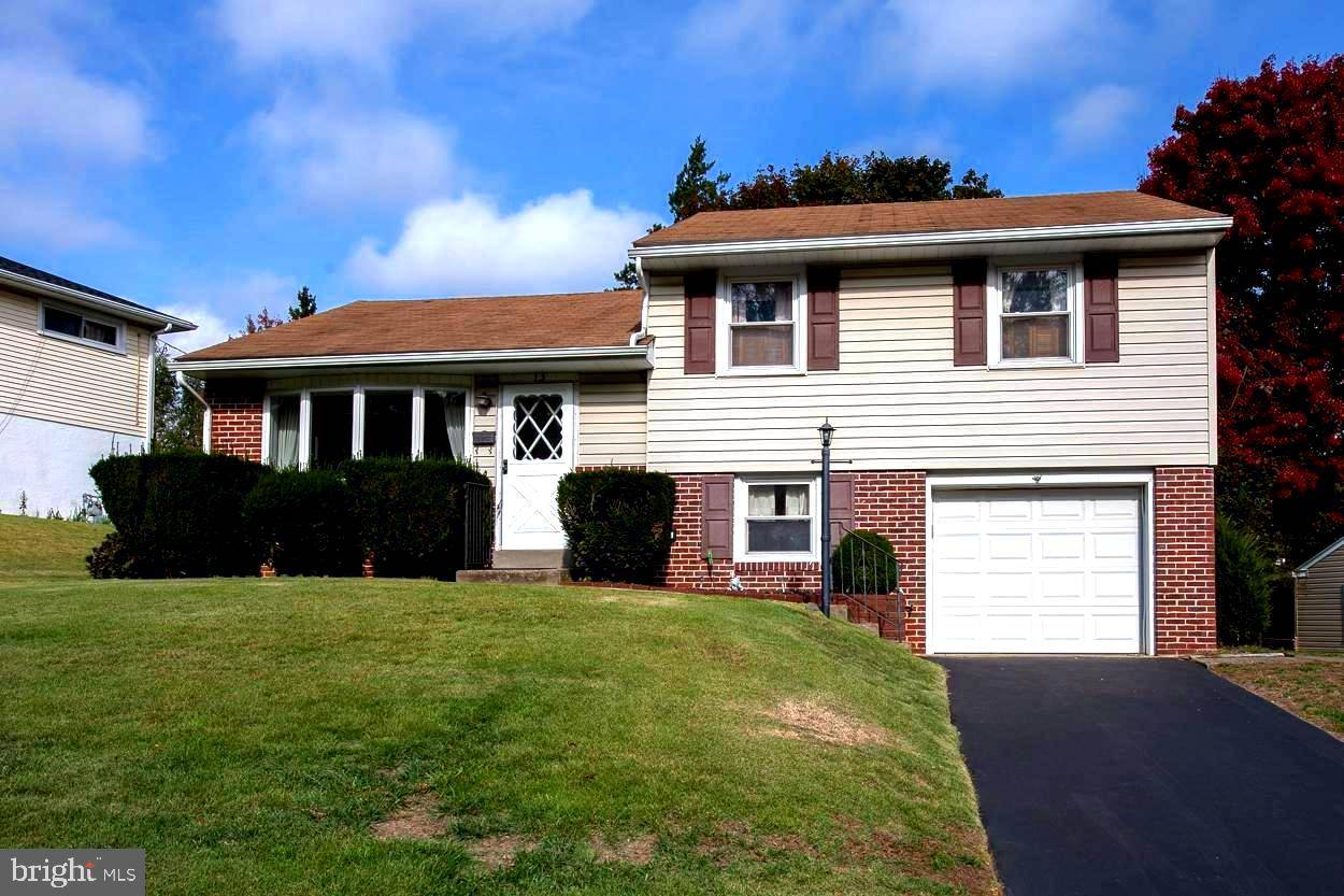 Broomall, PA 19008,13 CHESHIRE CIR