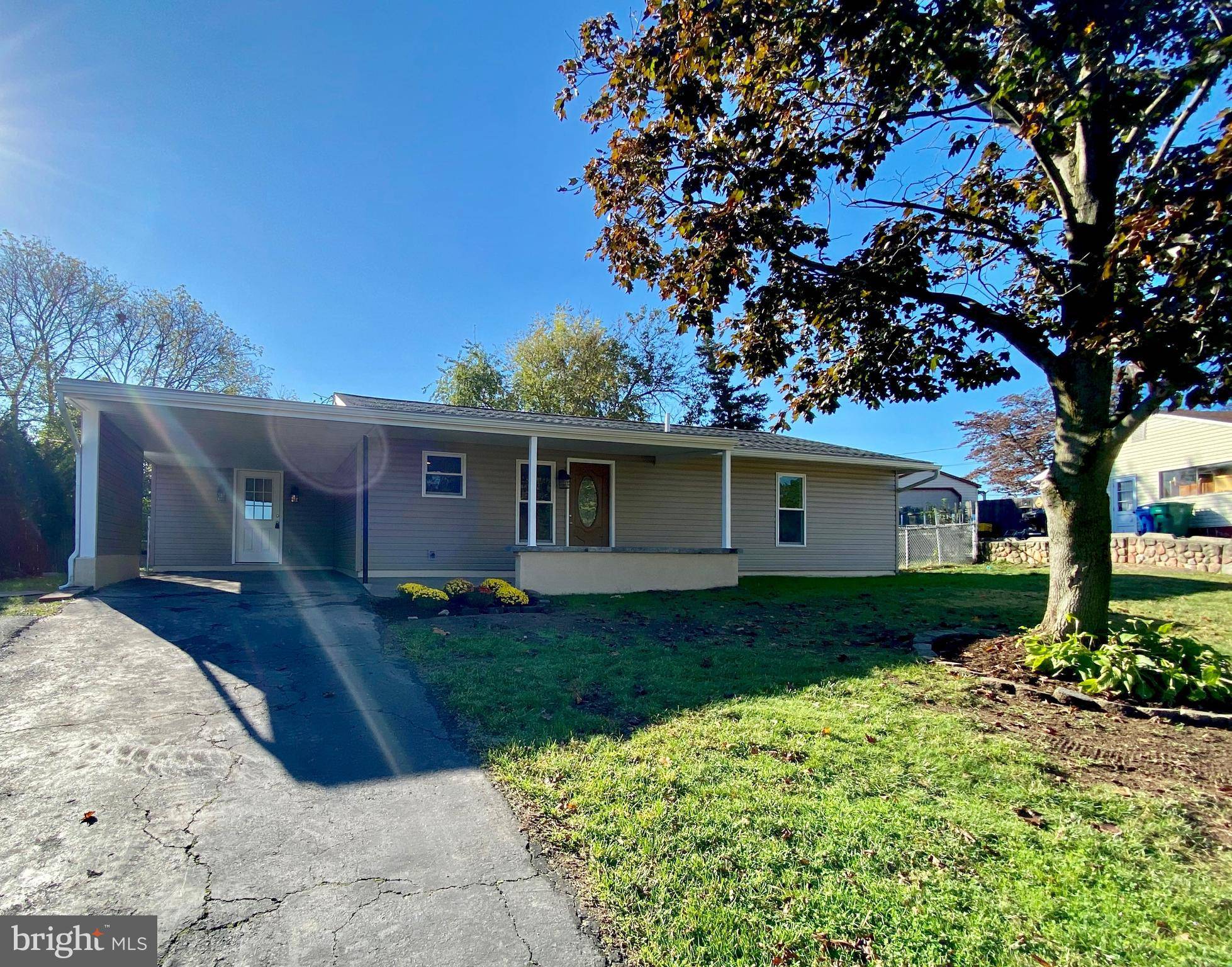 Levittown, PA 19055,26 DARK LEAF LN