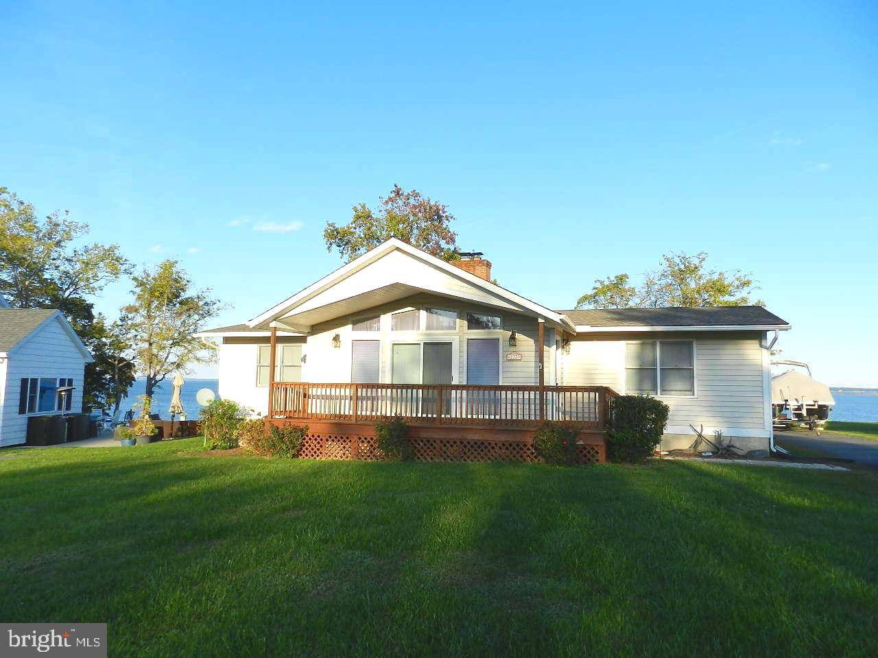 Montross, VA 22520,122 HAULOVER CIR