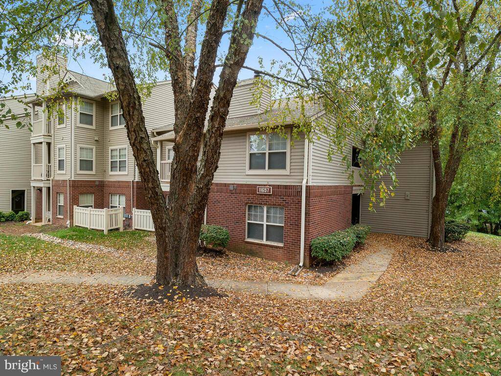 Reston, VA 20190,11657-A CHESTERFIELD CT