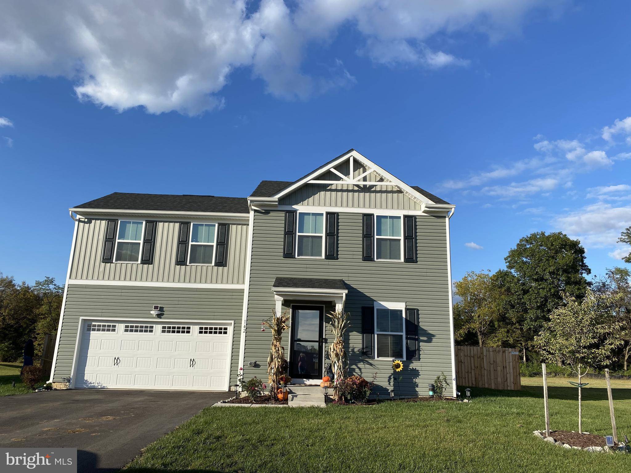 Bunker Hill, WV 25413,142 SWITCHGRASS CT