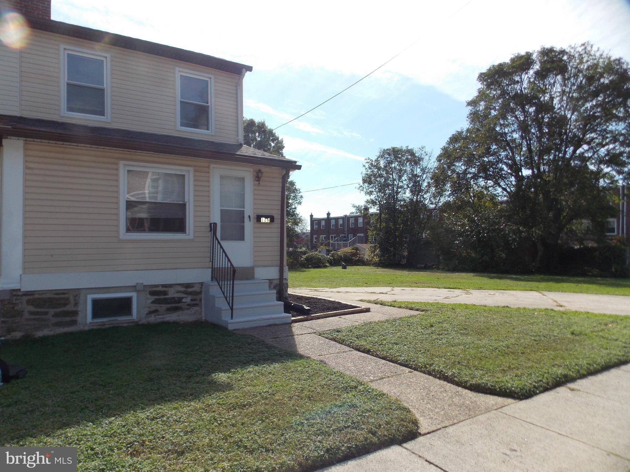 Clifton Heights, PA 19018,126 W BROADWAY AVE