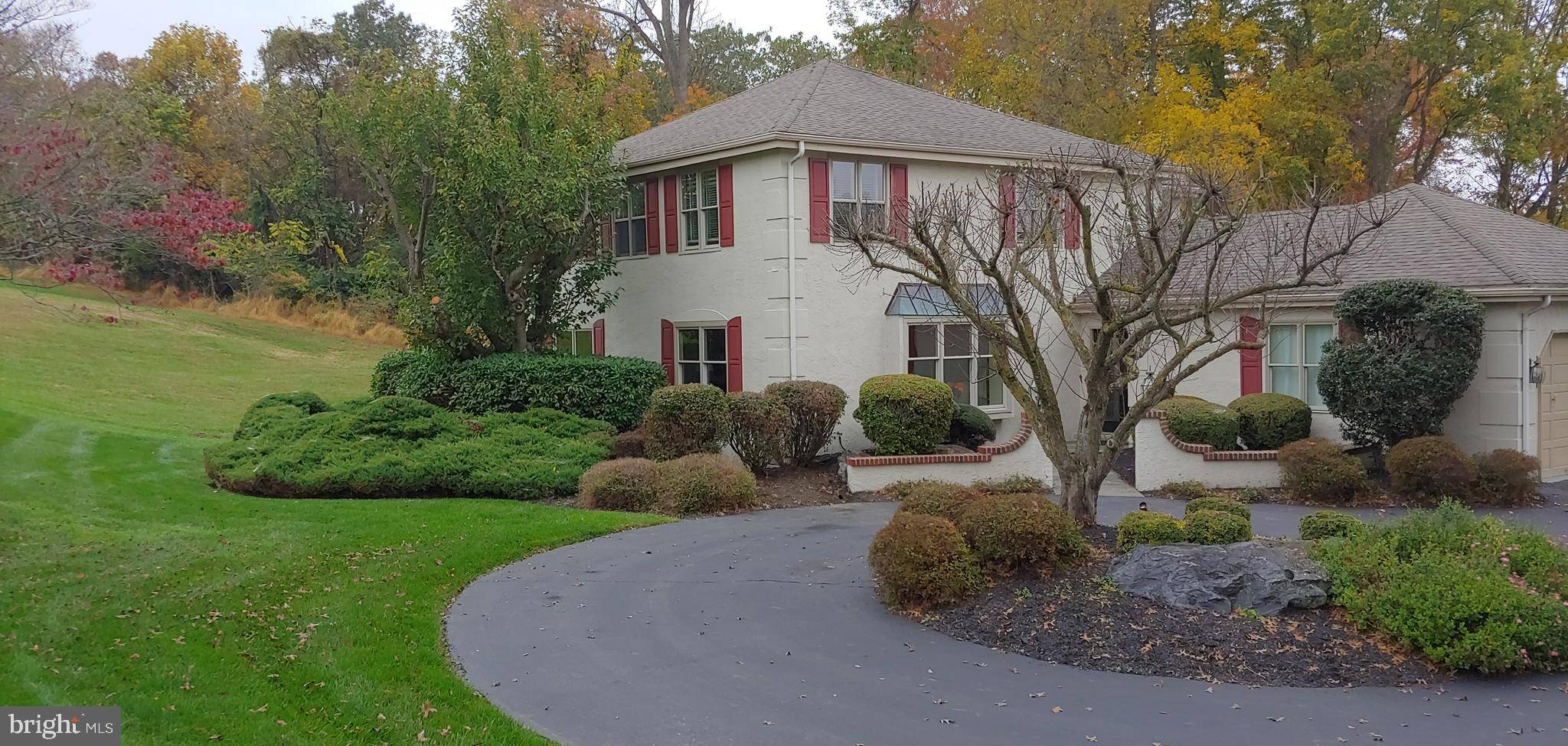 Newtown Square, PA 19073,63 RUNNYMEADE DR