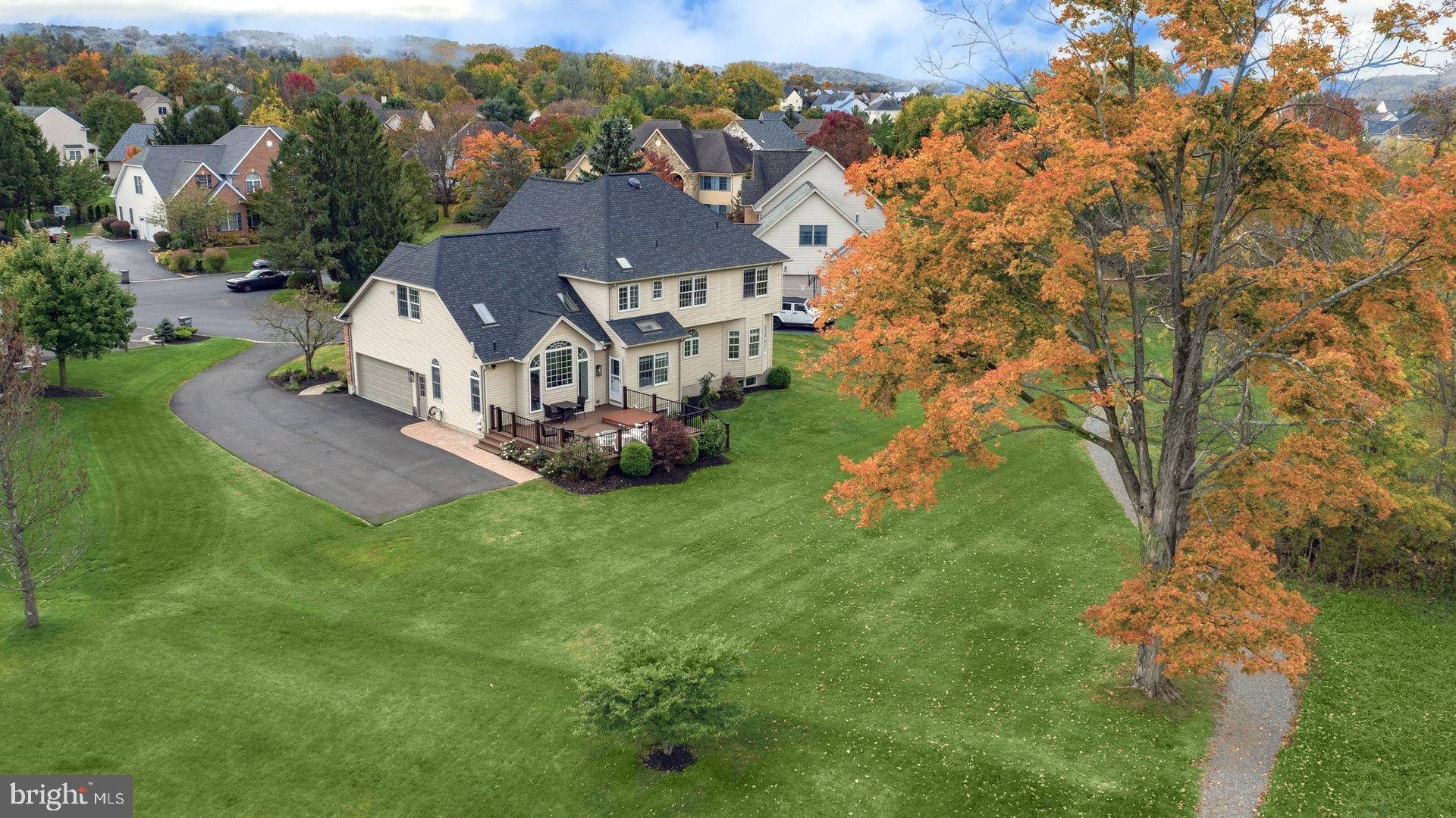 Center Valley, PA 18034,3213 BURNHAM CT