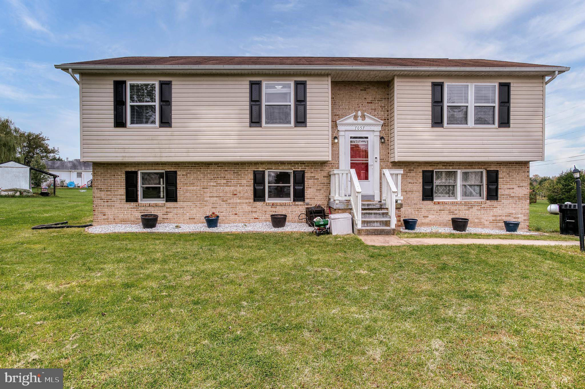 Remington, VA 22734,7057 JUSTIN CT W