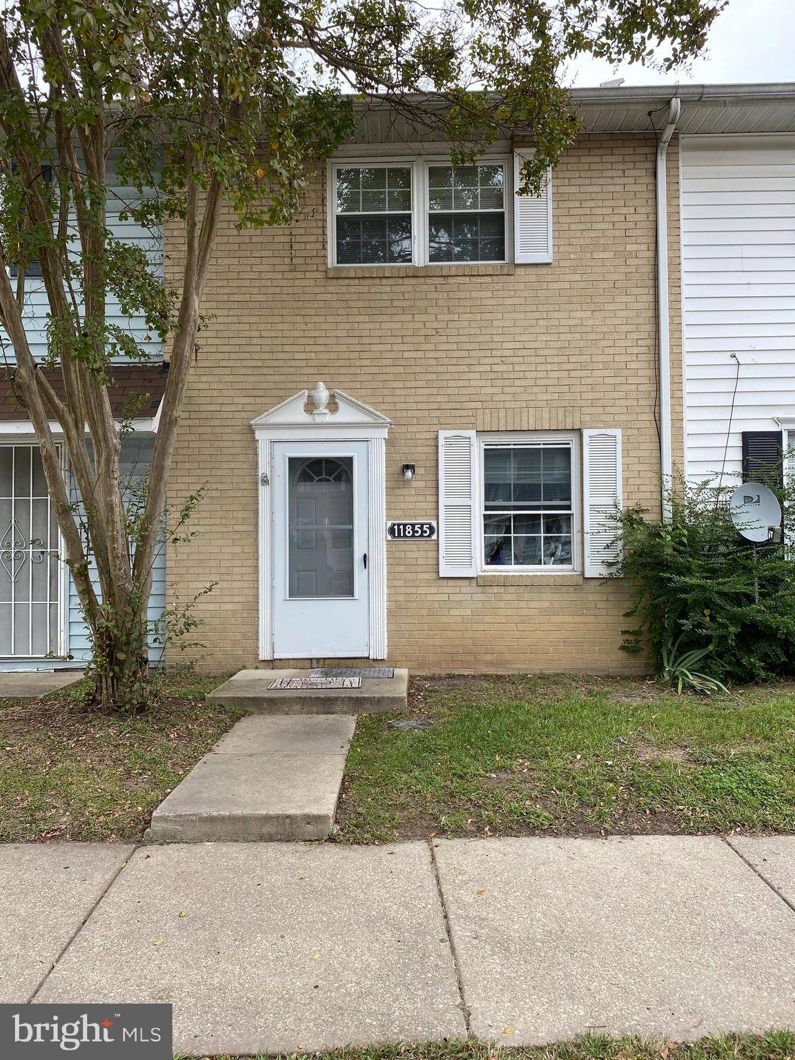 Waldorf, MD 20601,11855 OAK MANOR DR #27