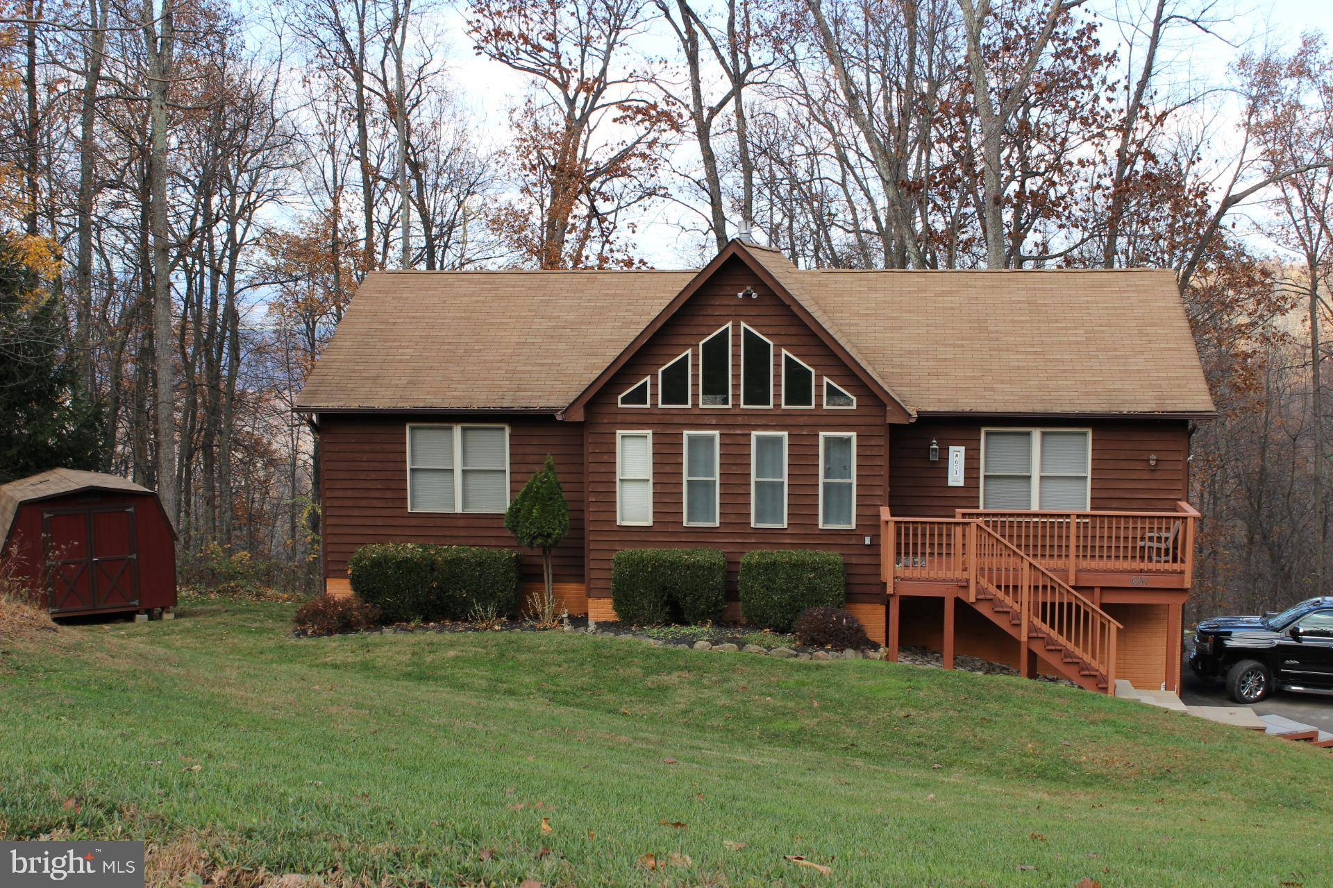 Linden, VA 22642,651 TULIP POPLAR DR