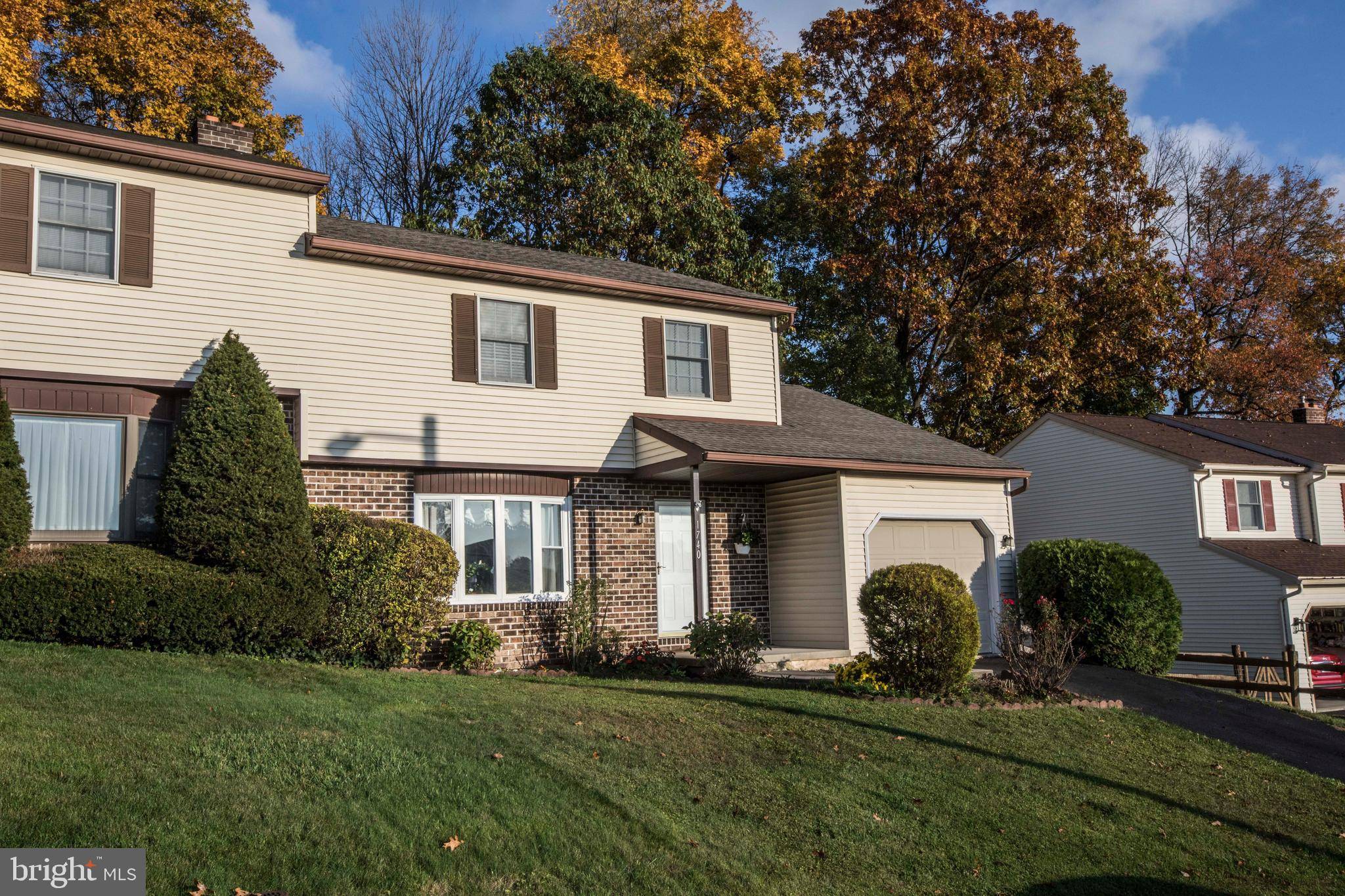 Reading, PA 19608,1740 ACORN DR