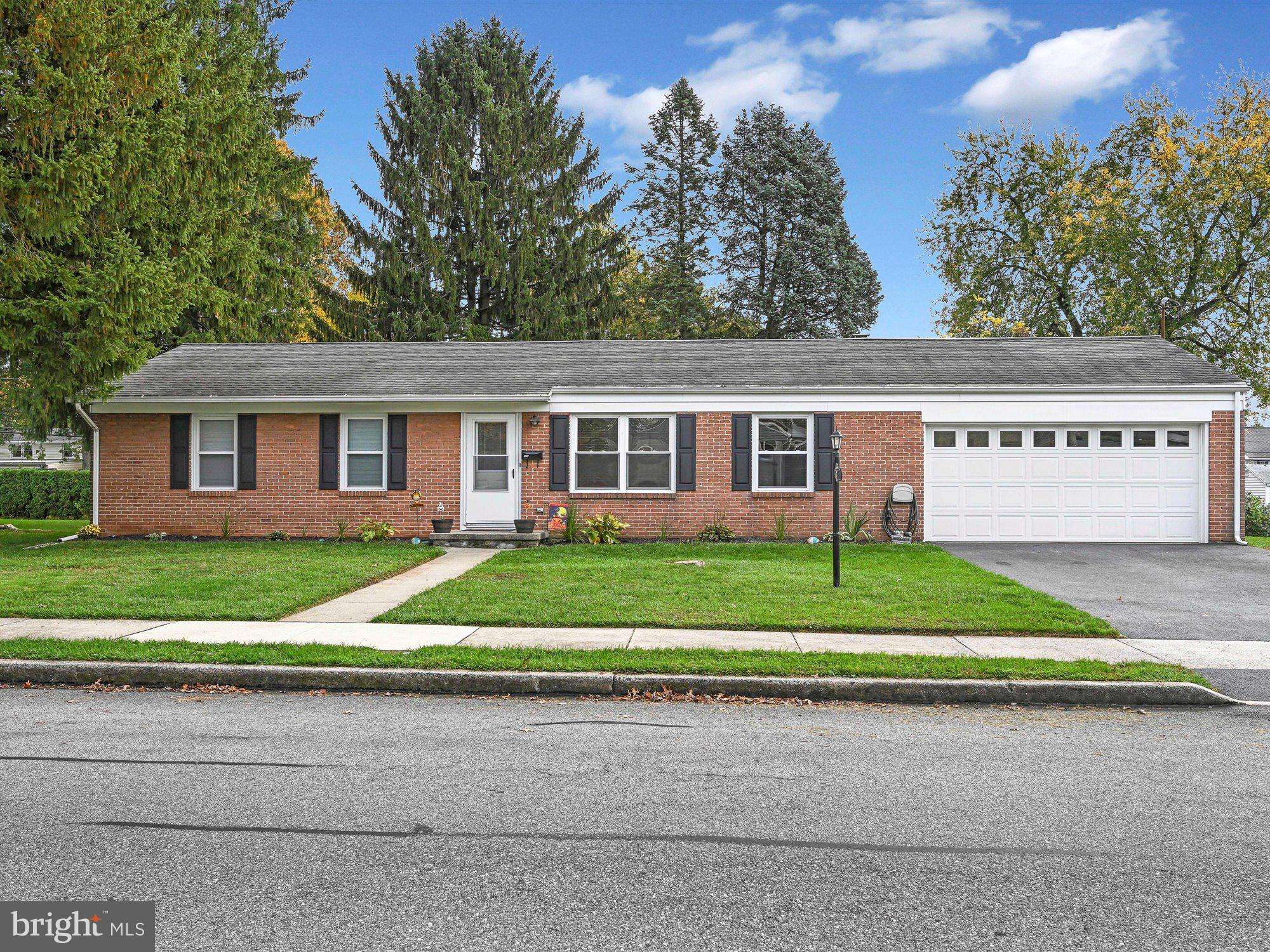 Palmyra, PA 17078,420 HEMLOCK ST