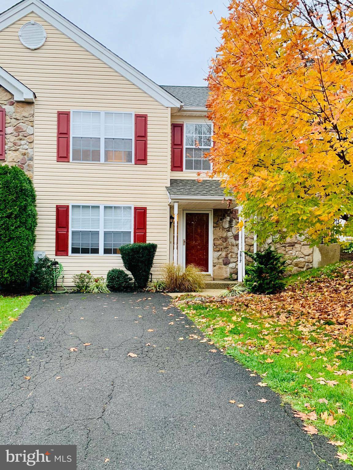 Doylestown, PA 18902,3817 SWETLAND DR