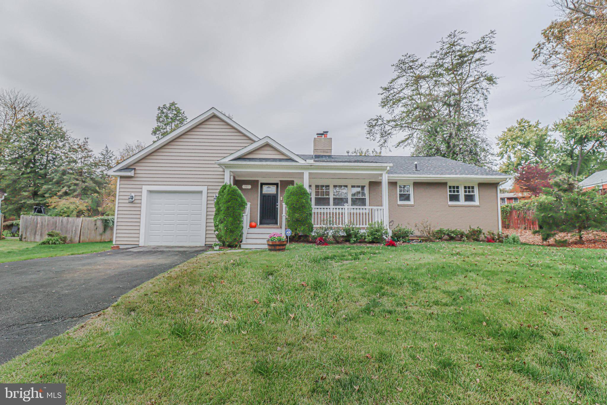 Falls Church, VA 22042,3406 RADNOR PL