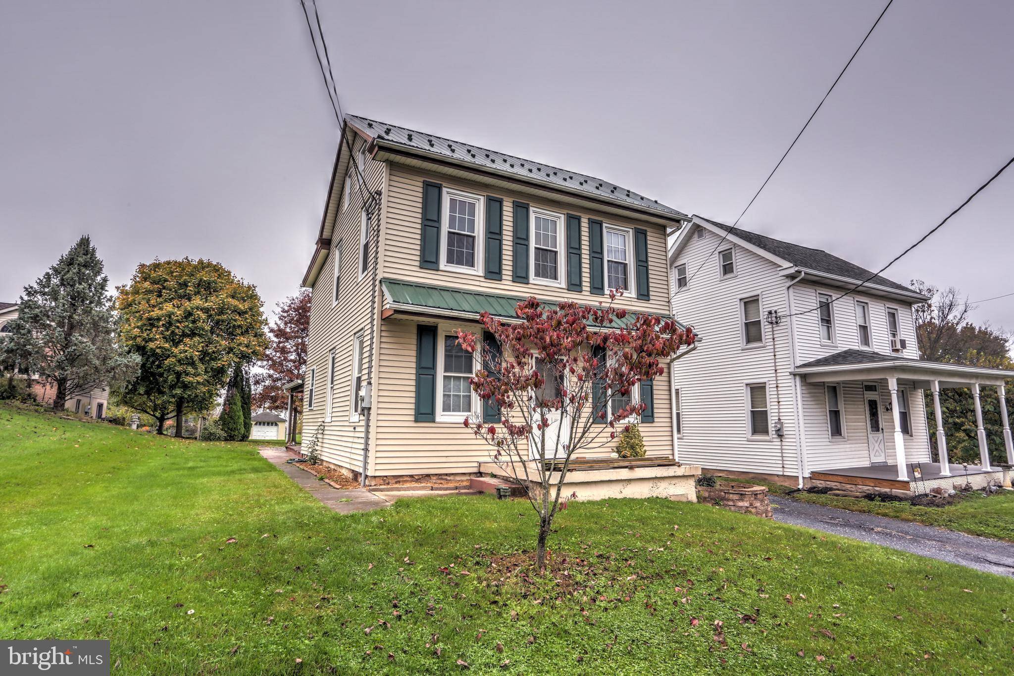 Terre Hill, PA 17581,14 VINE ST