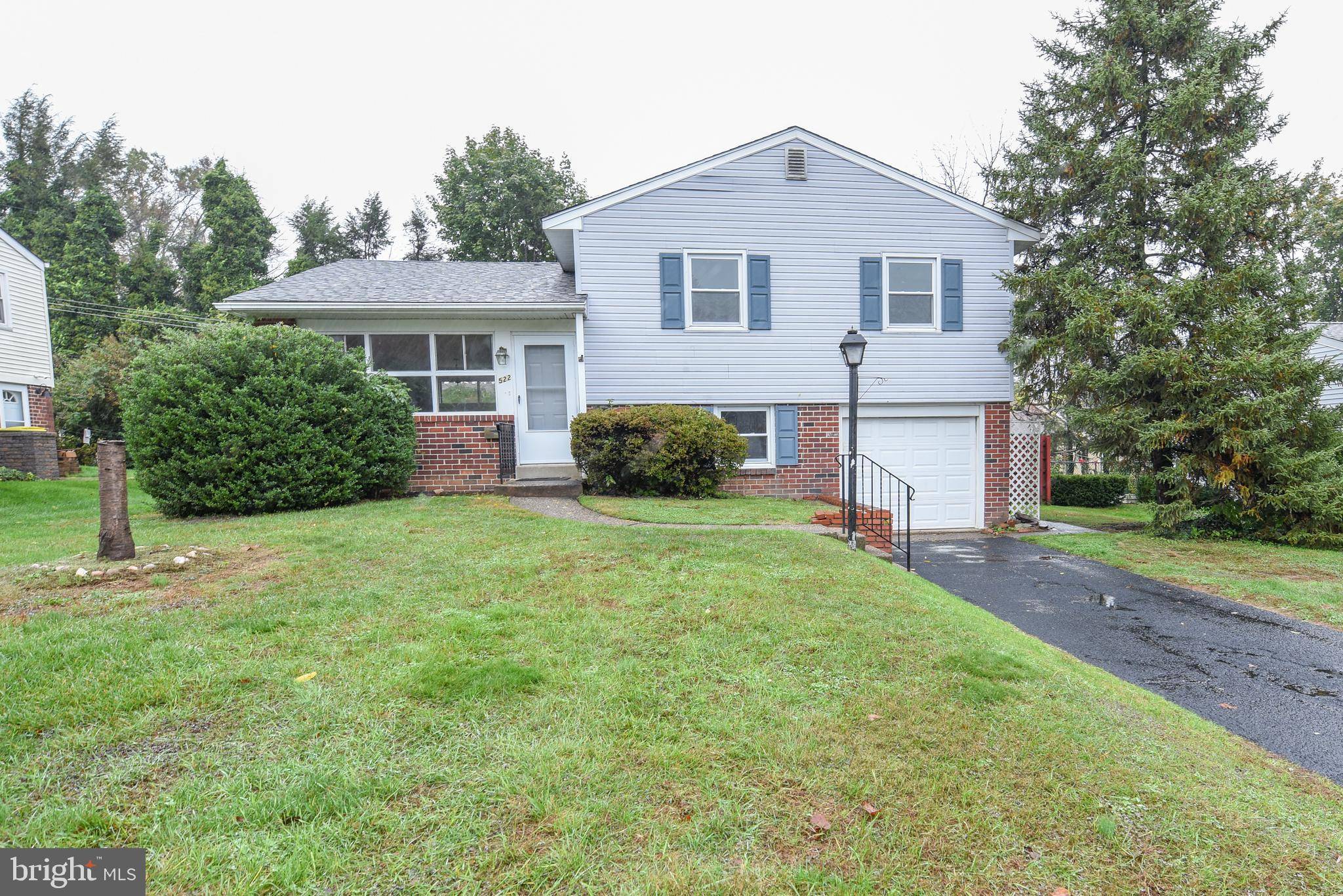 Willow Grove, PA 19090,522 ANDREA DR