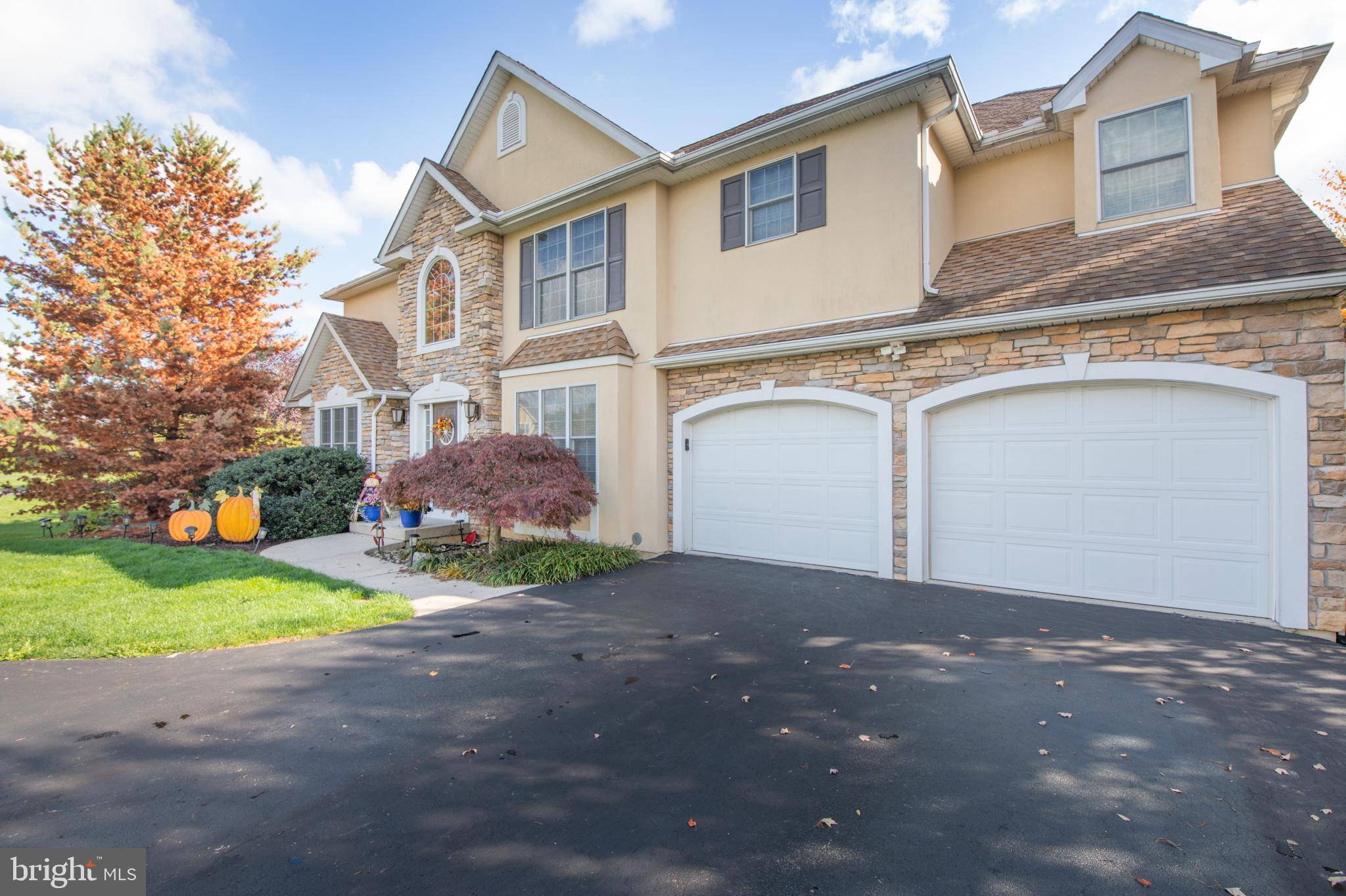 Macungie, PA 18062,1297 STEIN WAY