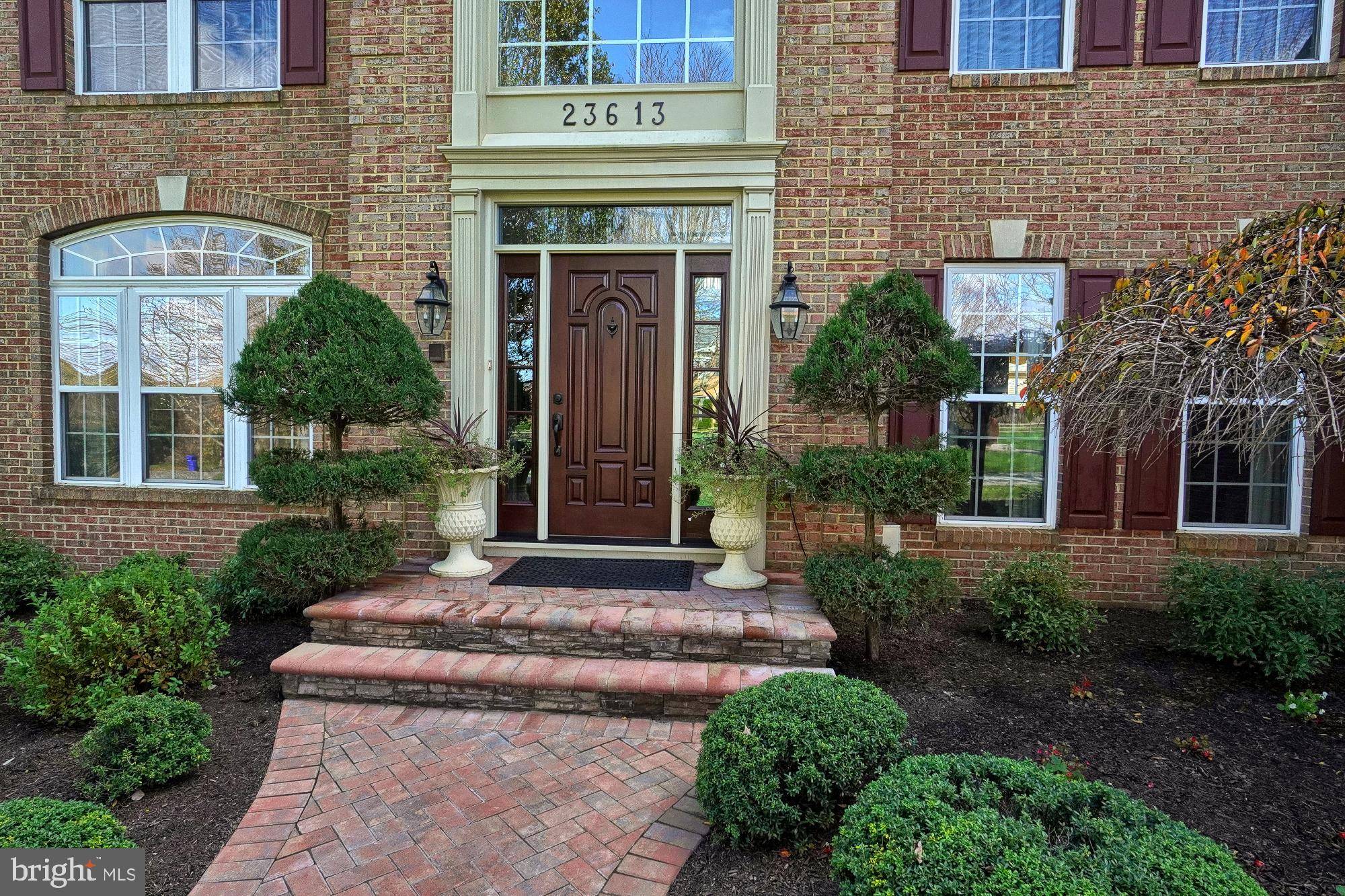 Gaithersburg, MD 20882,23613 WHITE PEACH CT