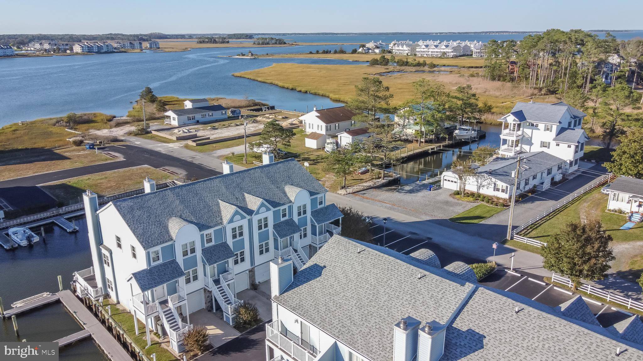 Ocean View, DE 19970,38261 YACHT BASIN RD #33