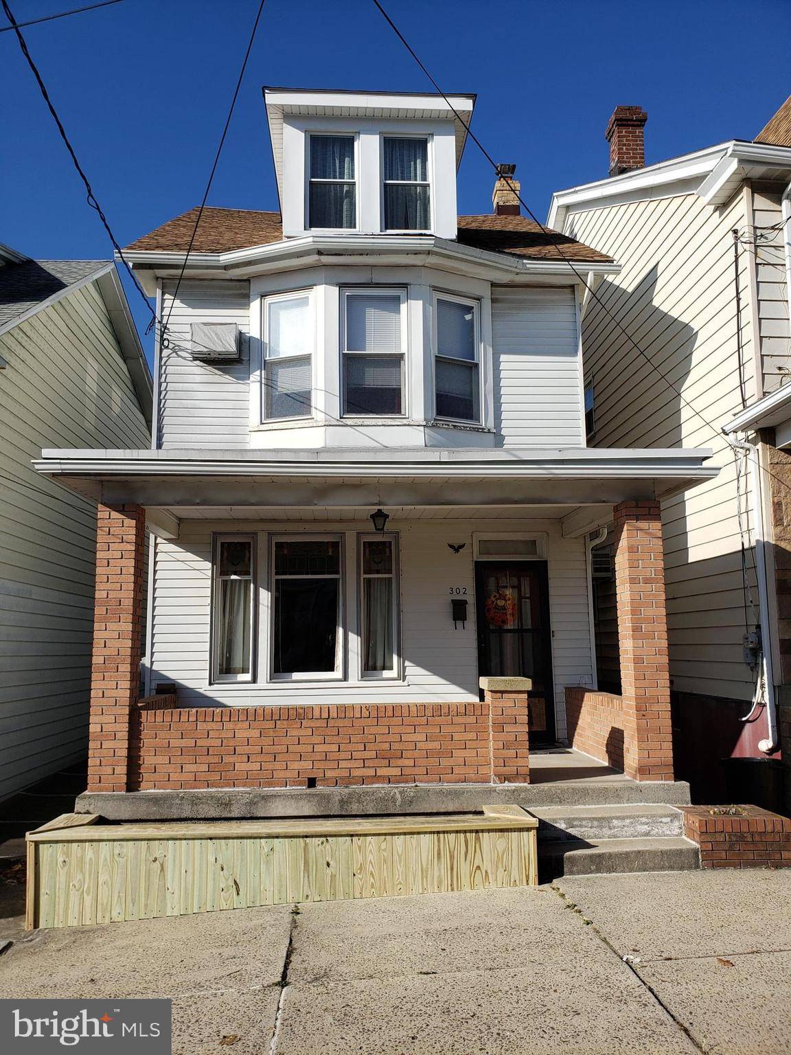 Tamaqua, PA 18252,302 MARKET ST