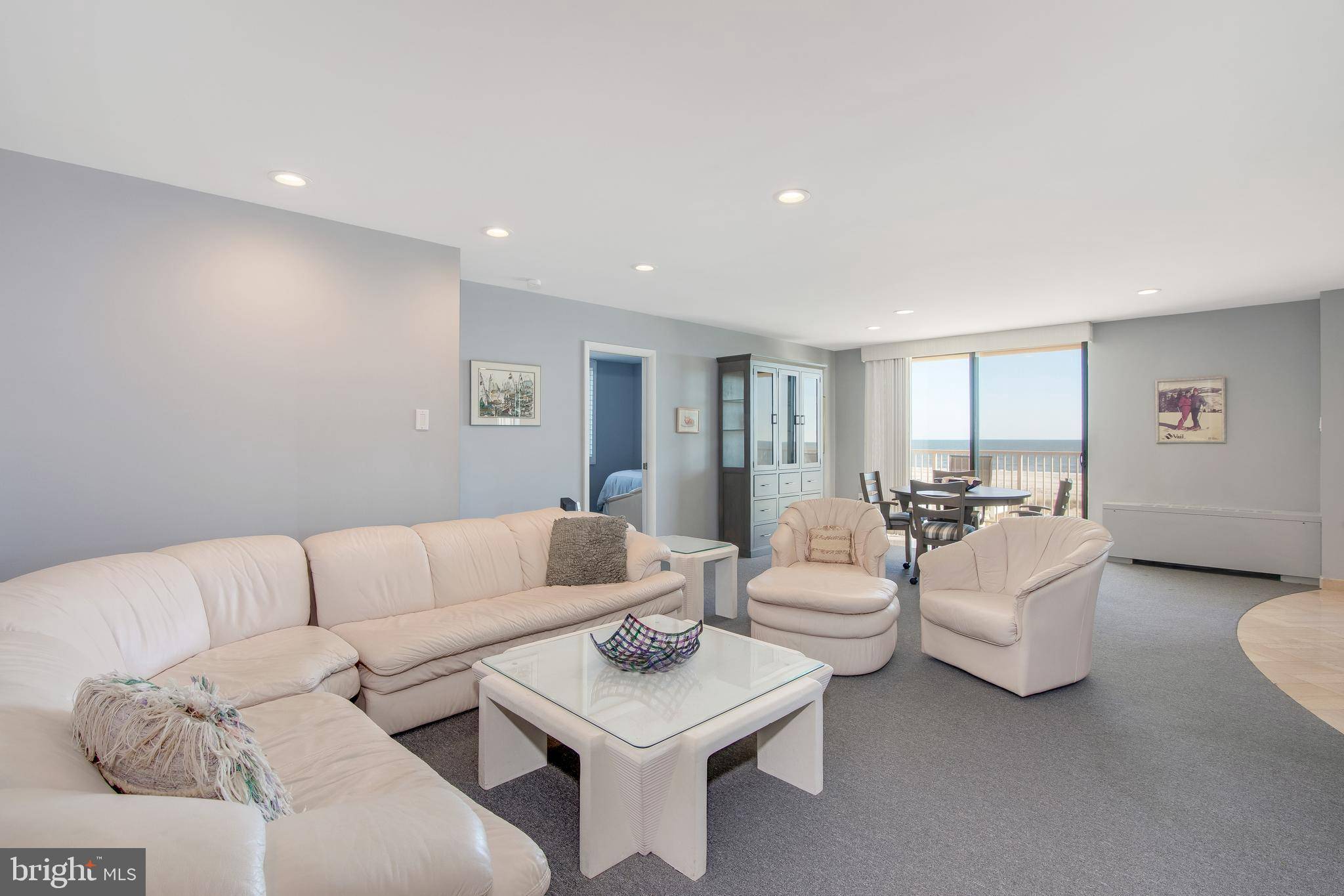 Ventnor City, NJ 08406,5000 BOARDWALK #114