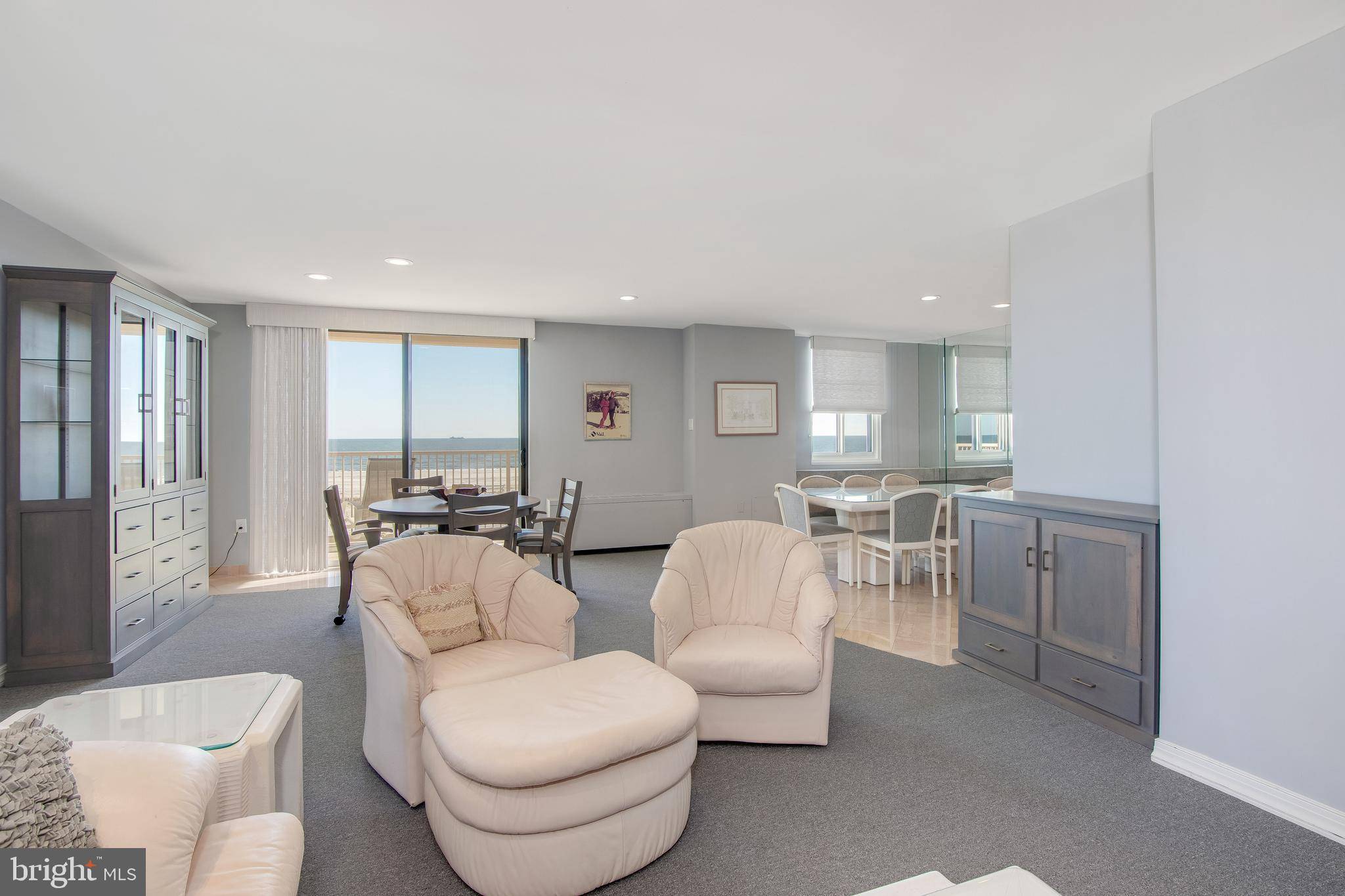 Ventnor City, NJ 08406,5000 BOARDWALK #114