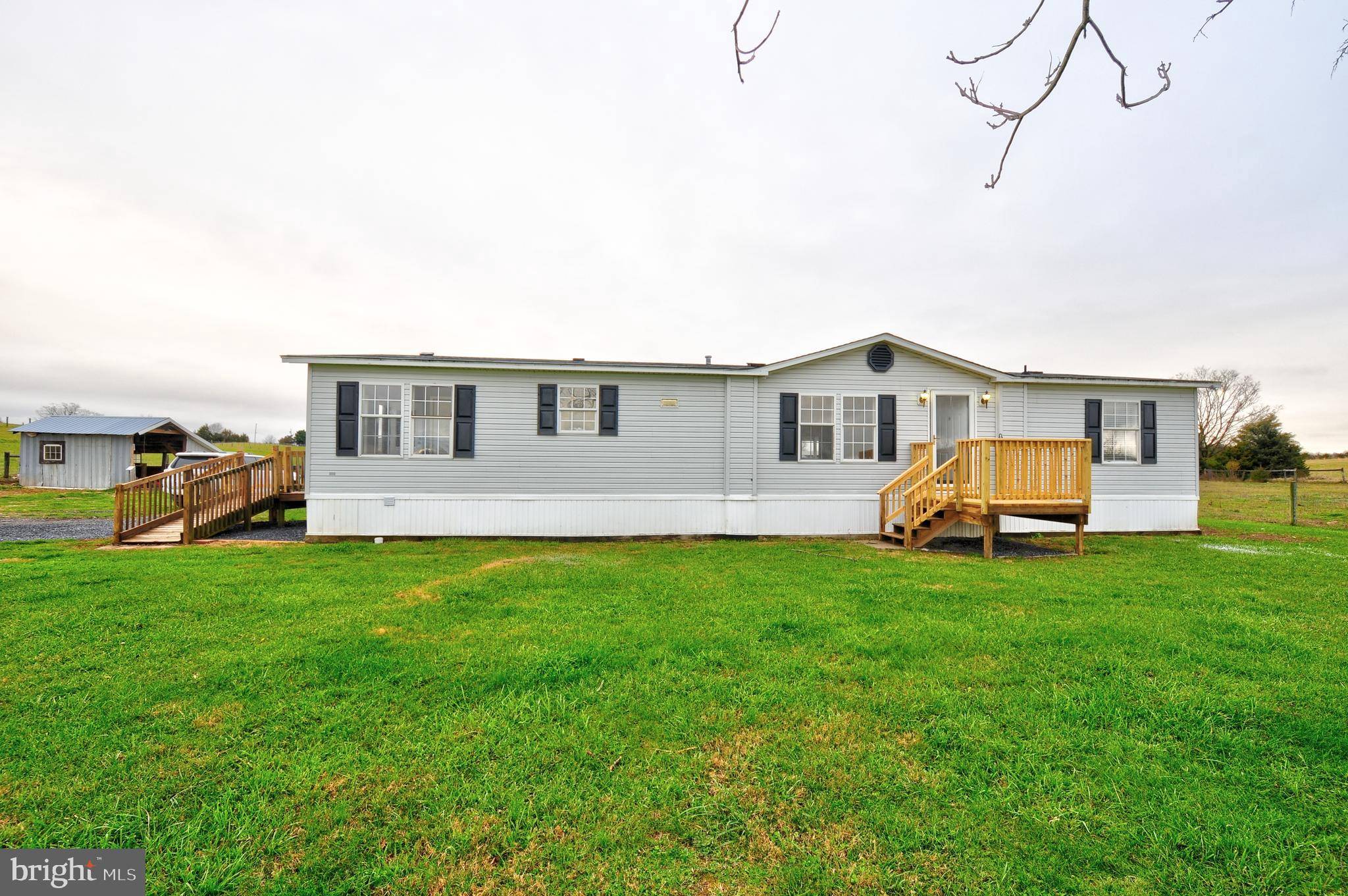 Berryville, VA 22611,413 MISTY HILL LN