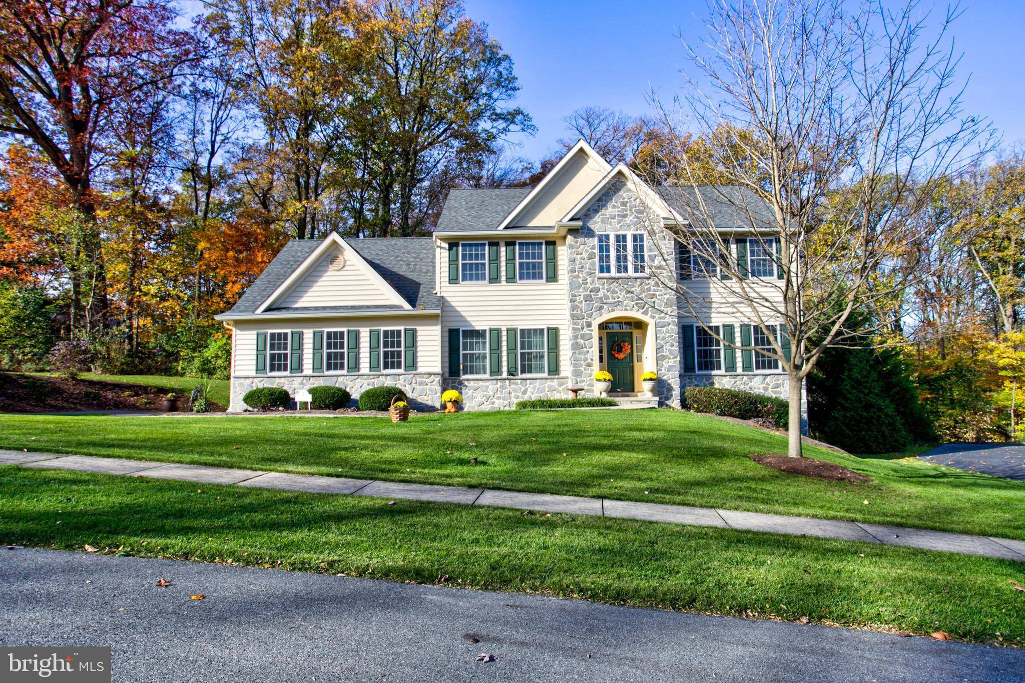 Lancaster, PA 17601,7 TWIN OAKS HOLLOW