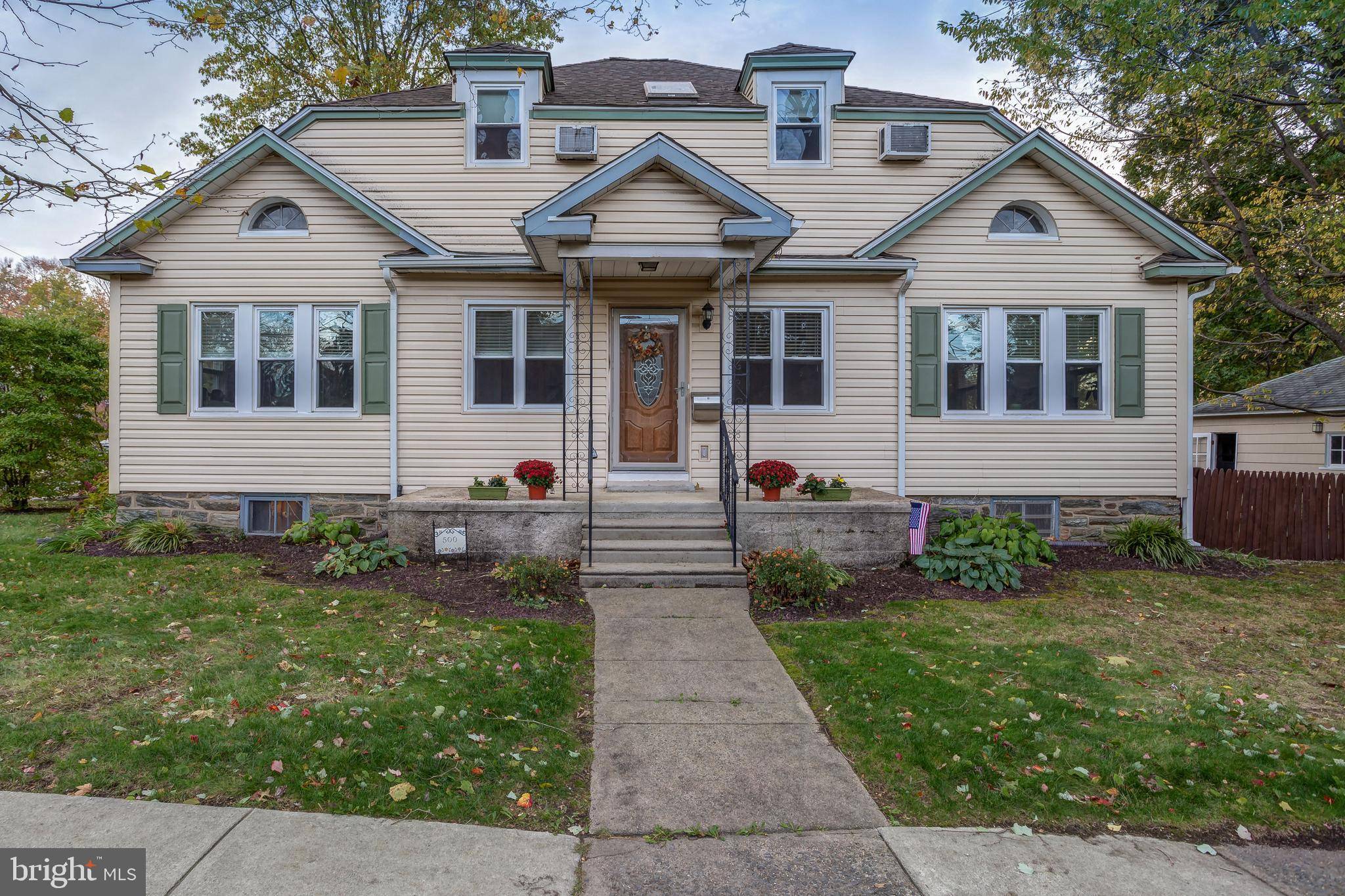 Aldan, PA 19018,500 W MAGNOLIA AVE