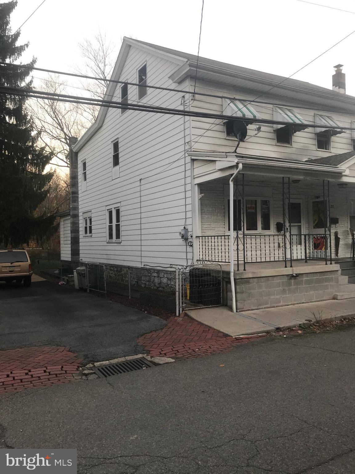 Minersville, PA 17954,225 S DELAWARE AVE S