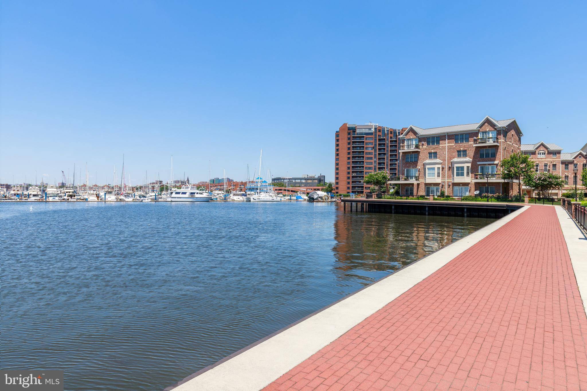 Baltimore, MD 21224,2702 LIGHTHOUSE POINT EAST #629