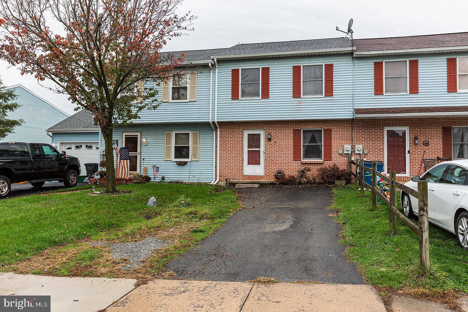 Columbia, PA 17512,104 STONE HOUSE LN