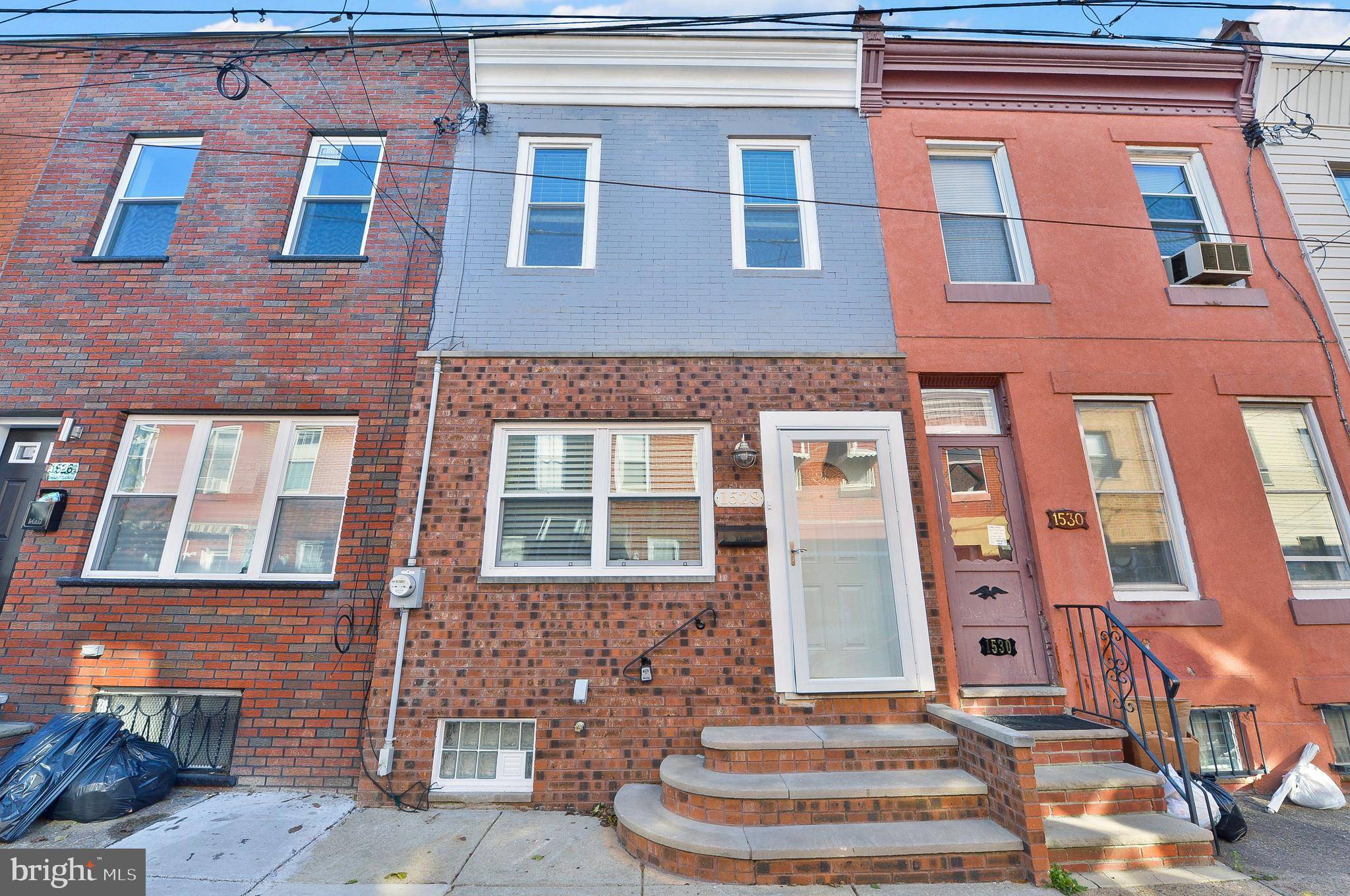 Philadelphia, PA 19145,1528 EMILY ST