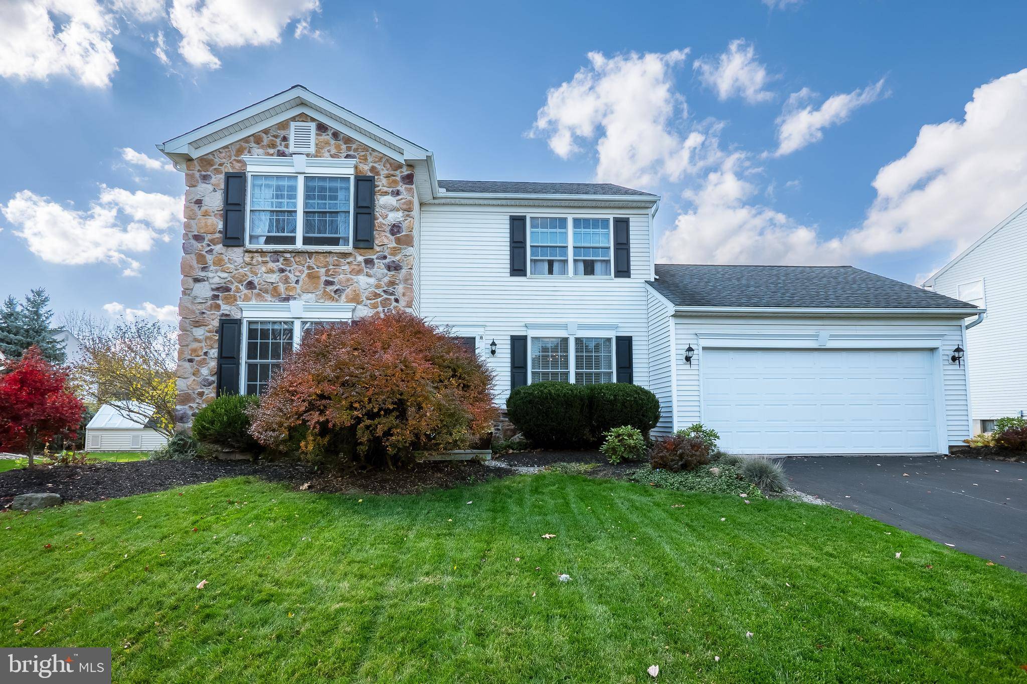 Macungie, PA 18062,2654 PASTURE LN