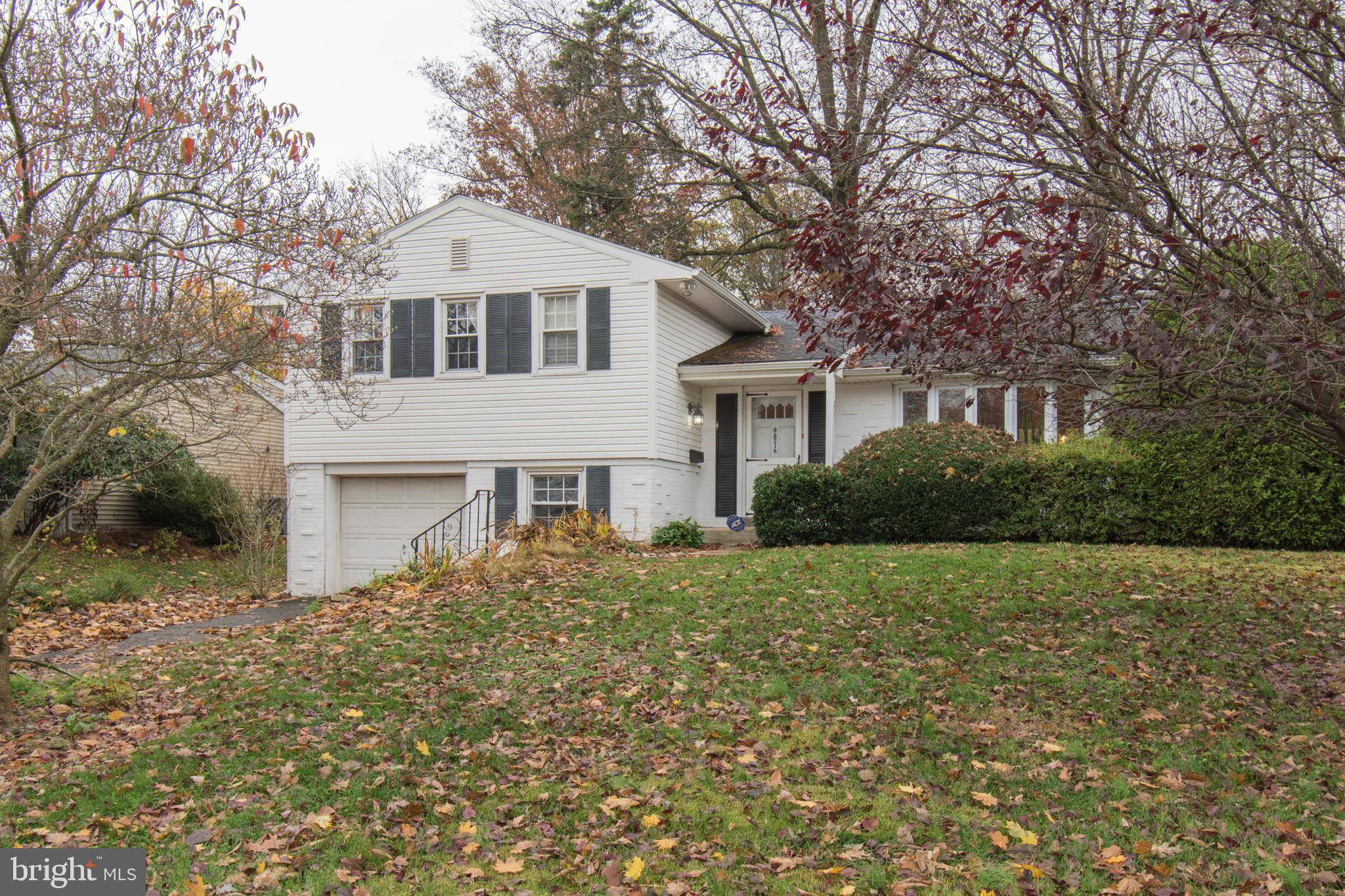 Elkins Park, PA 19027,8216 FOREST HILLS DR