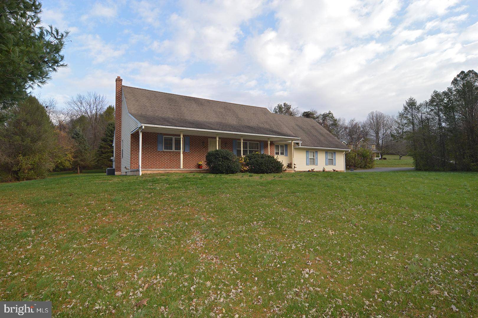 Mohnton, PA 19540,727 ALLEGHENYVILLE RD