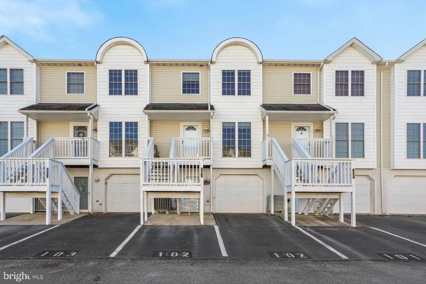 Ocean View, DE 19970,37841 SALT GRASS COVE #102