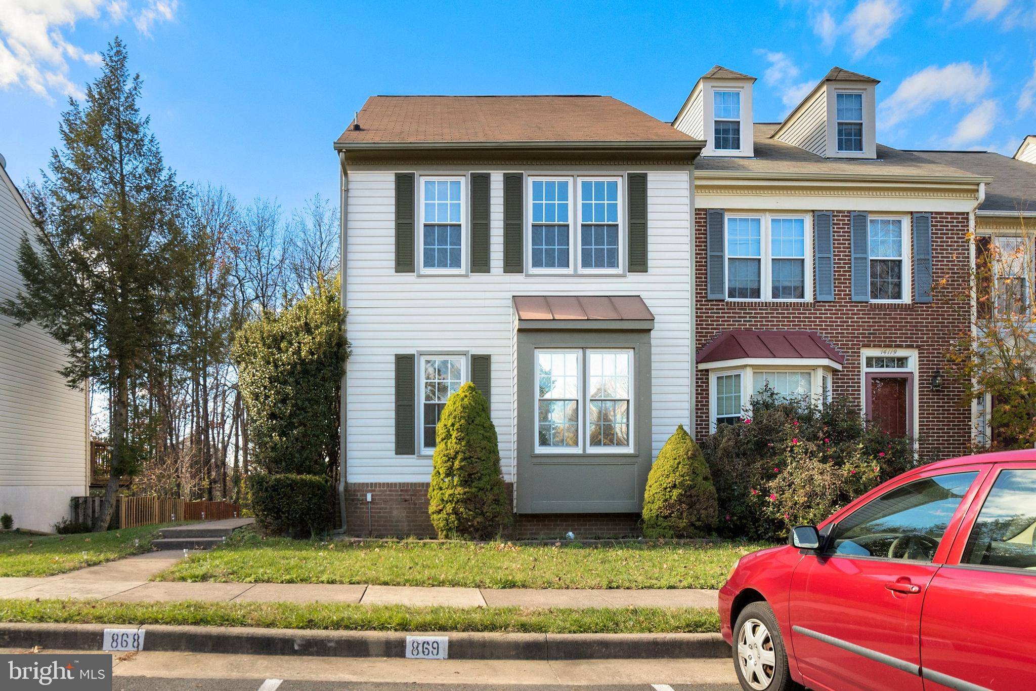 Centreville, VA 20121,14117 STARBIRD CT